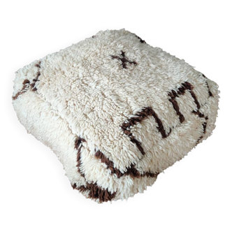 Ethnic Béni Ouarain Berber pouf