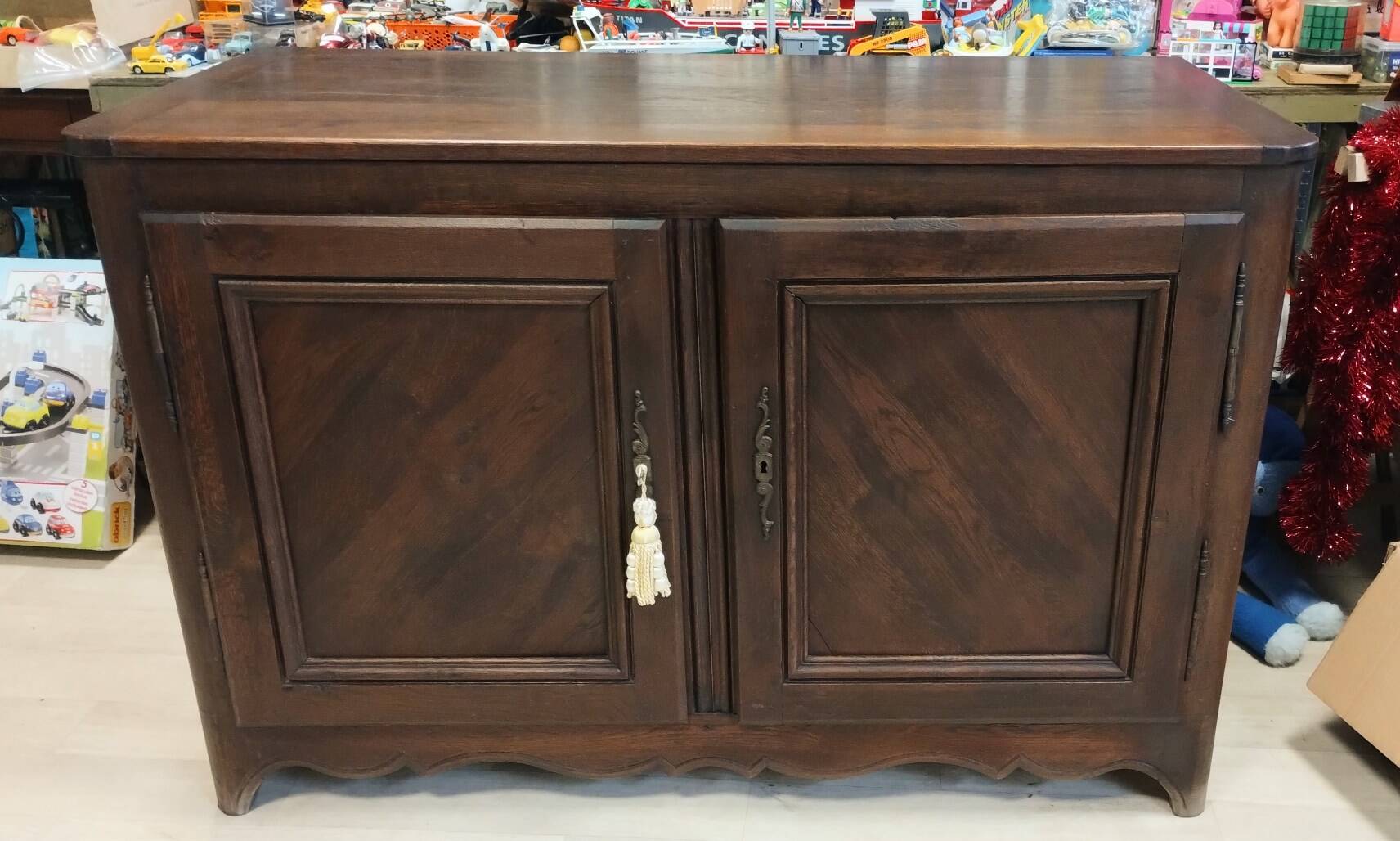 Buffet ancien 2 portes avec coffre XIXème