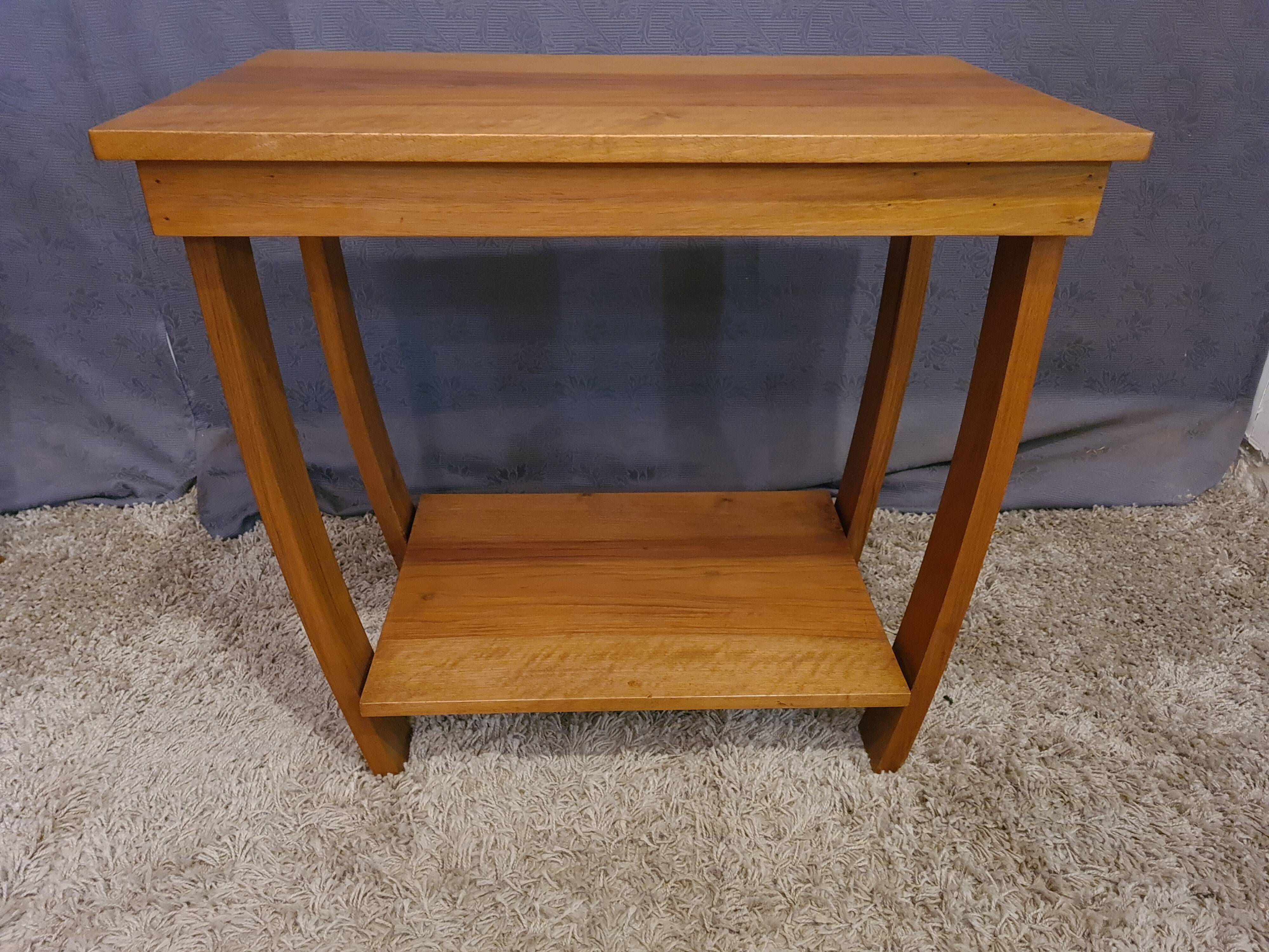 Side table design 50