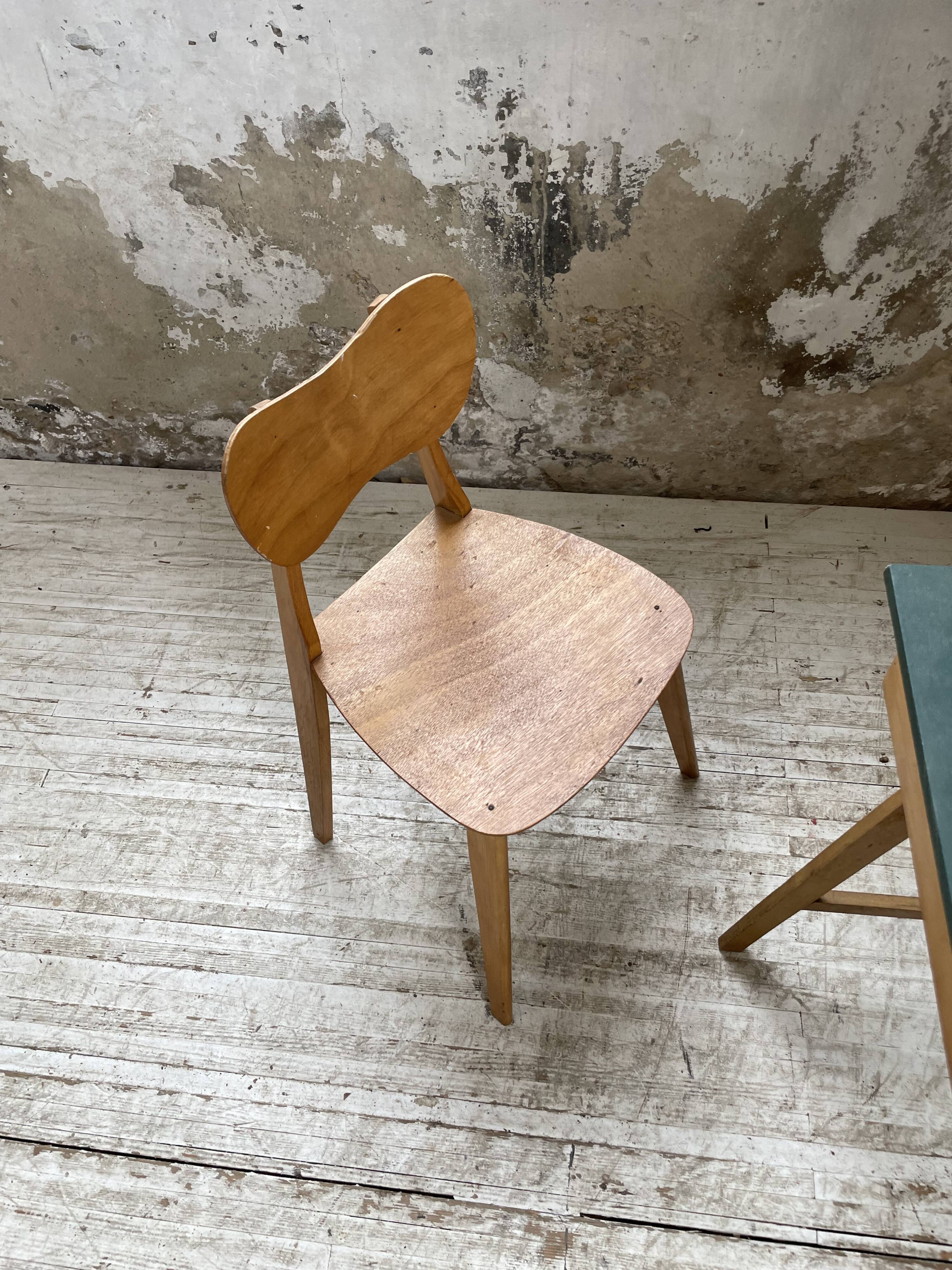 Bureau et chaise enfant pieds compas