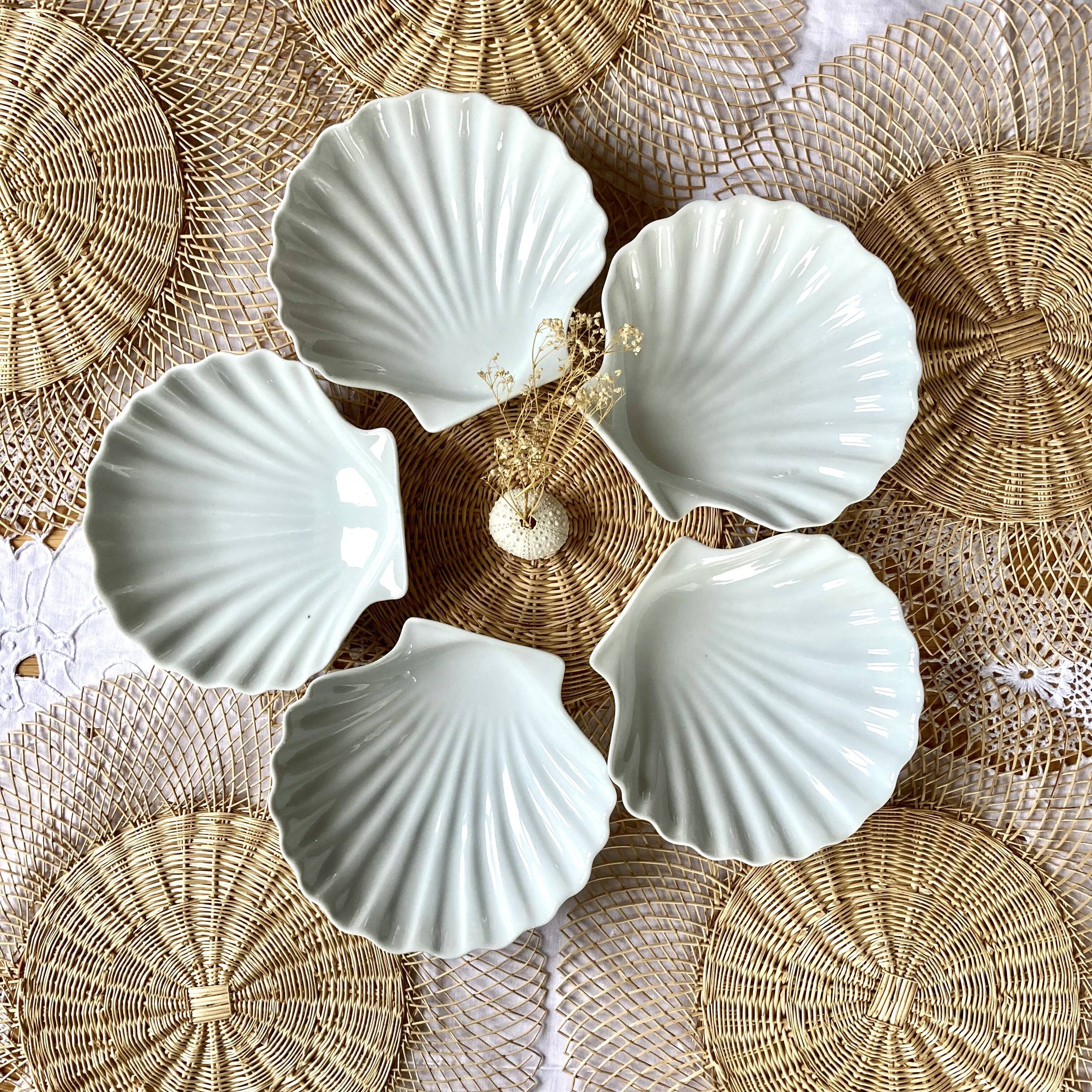 5 scallops antique porcelain cups