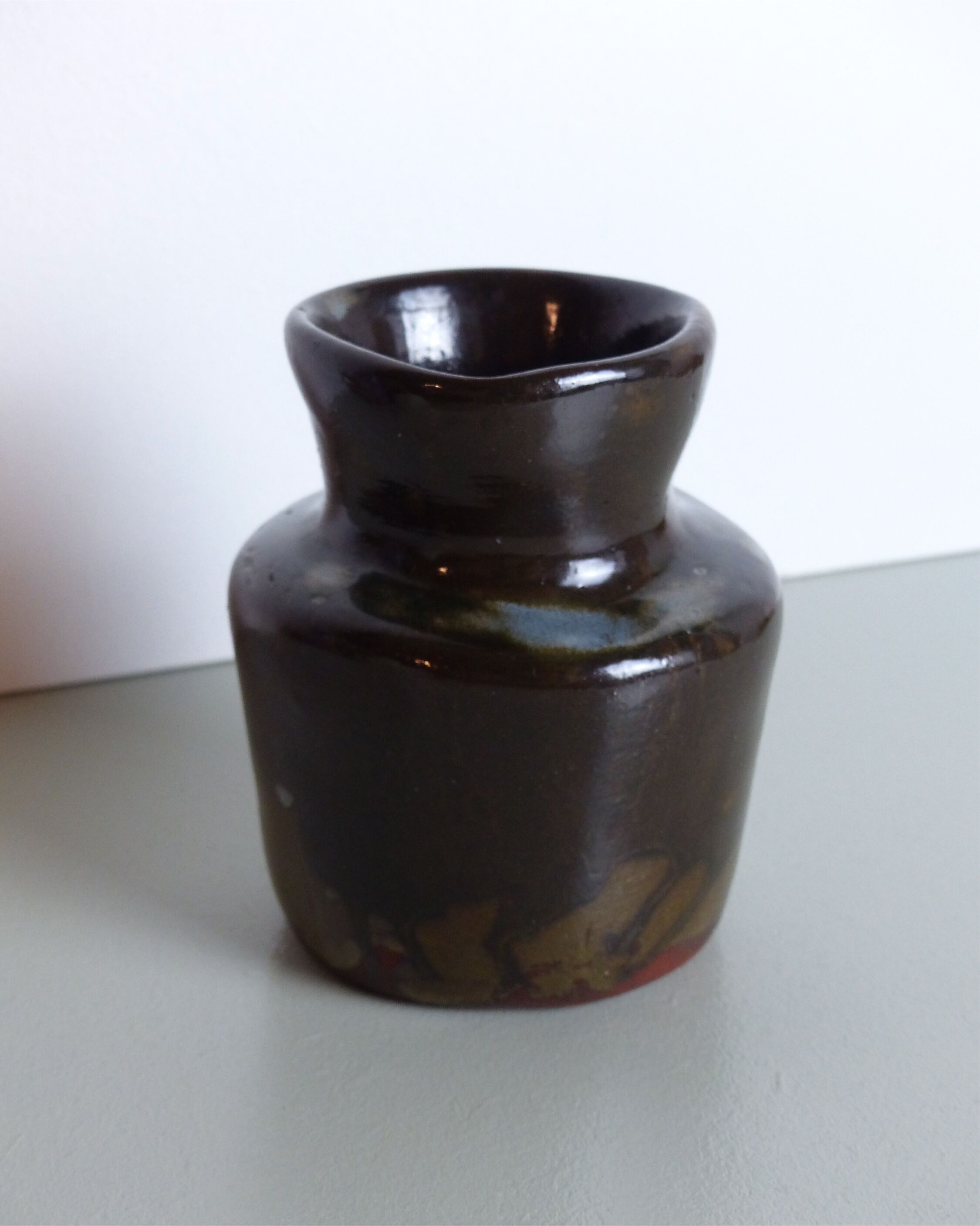 Khaki ceramic vase
