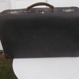 Vintage trunk suitcase