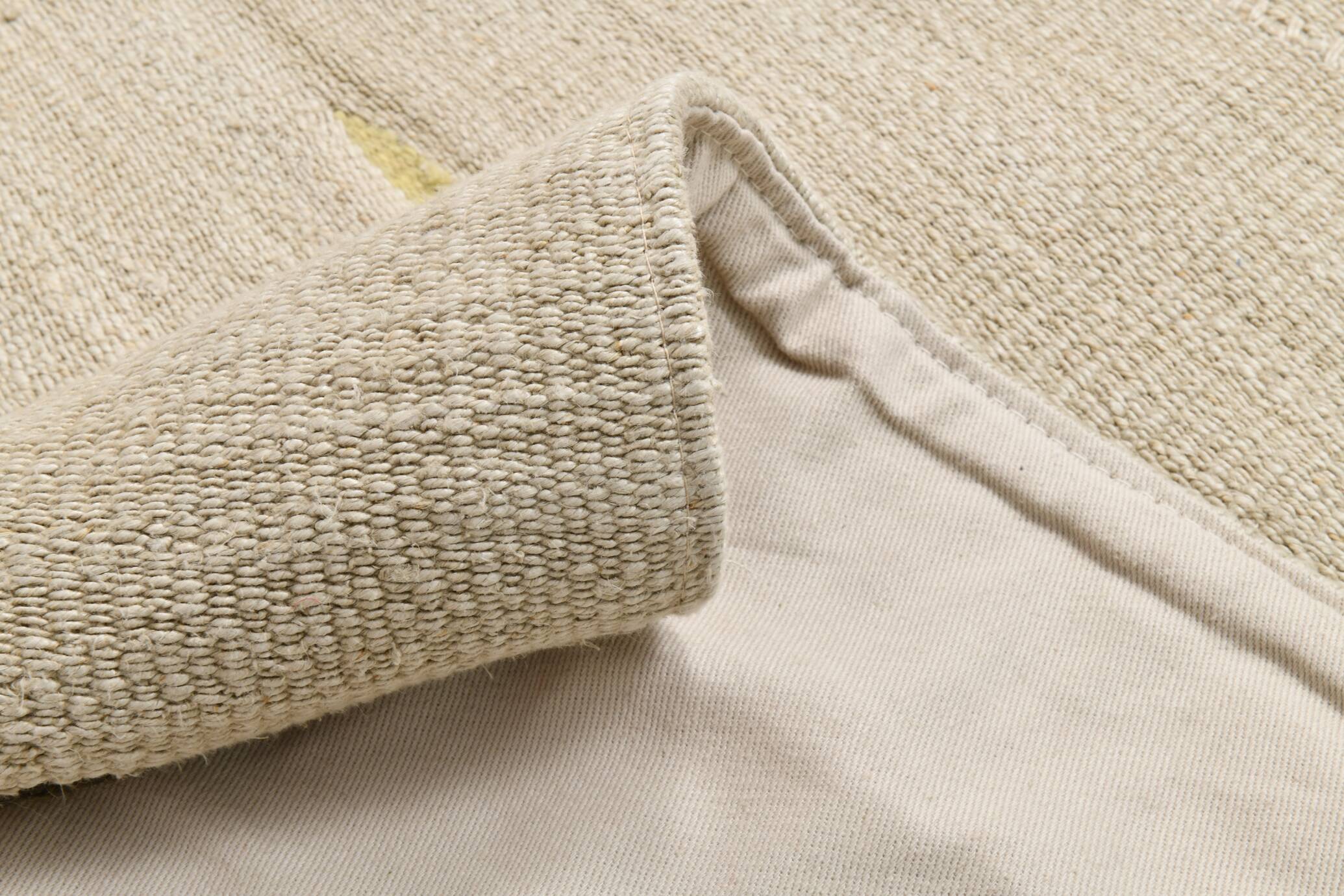 Tapis Kilim Minimaliste Beige Naturel à Motifs Ethniques, 164x225 Cm