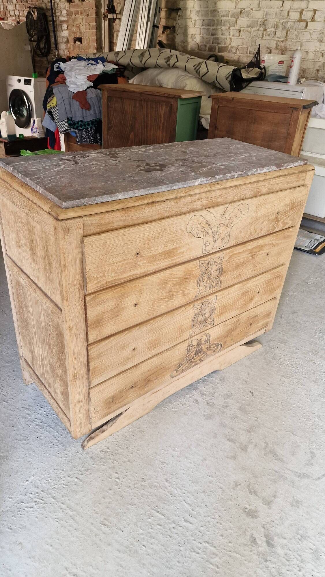 Wood and marble chest of drawers