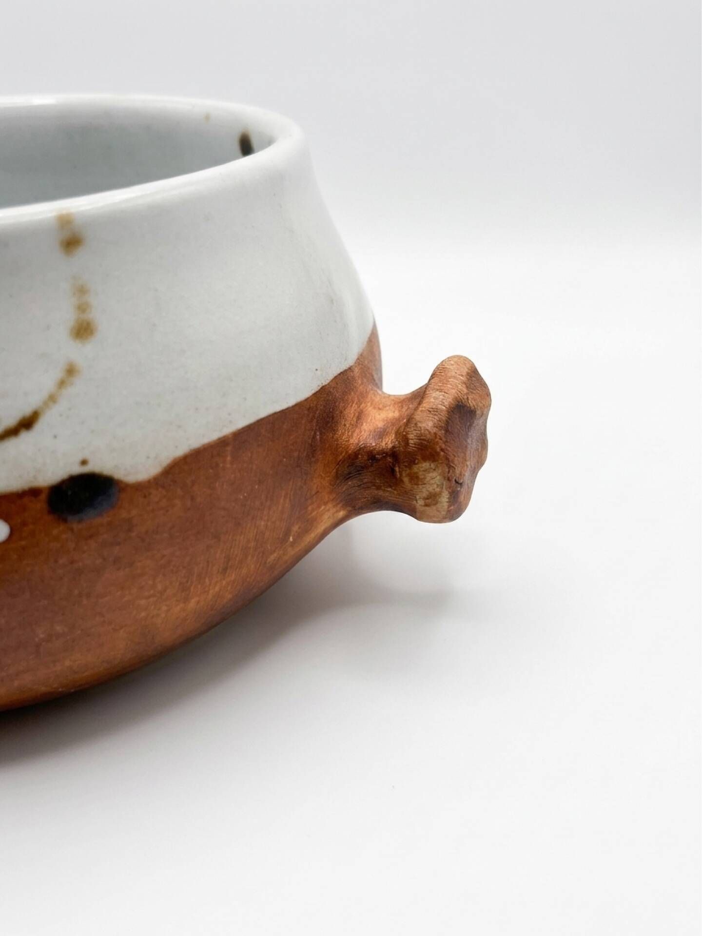 Soup tureen Pottery of the Dove Madeleine Brault – Vallauris