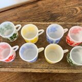 8 Arcopal flowered espresso cups, vintage 1970s