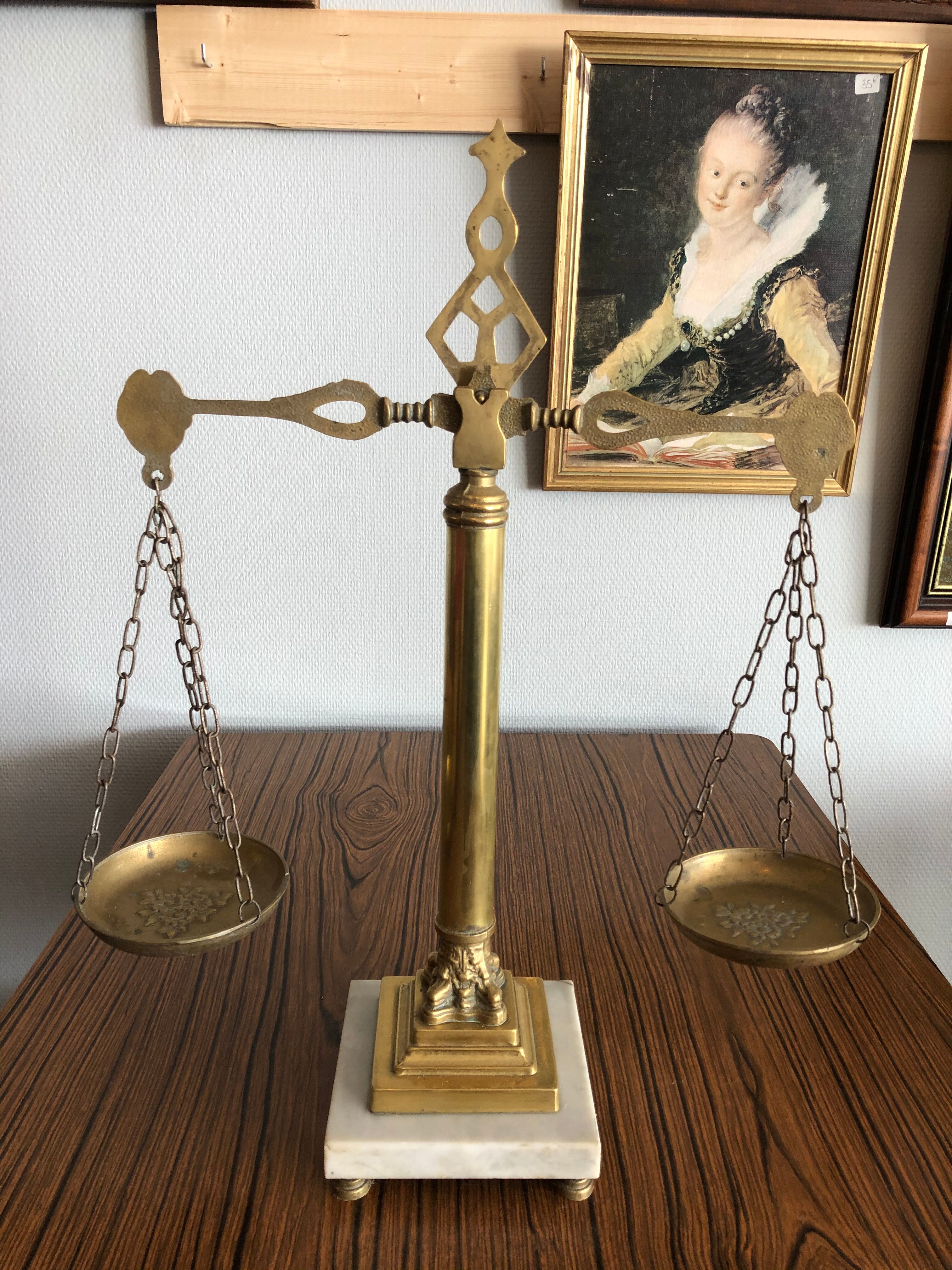 Trebuchet brass scale