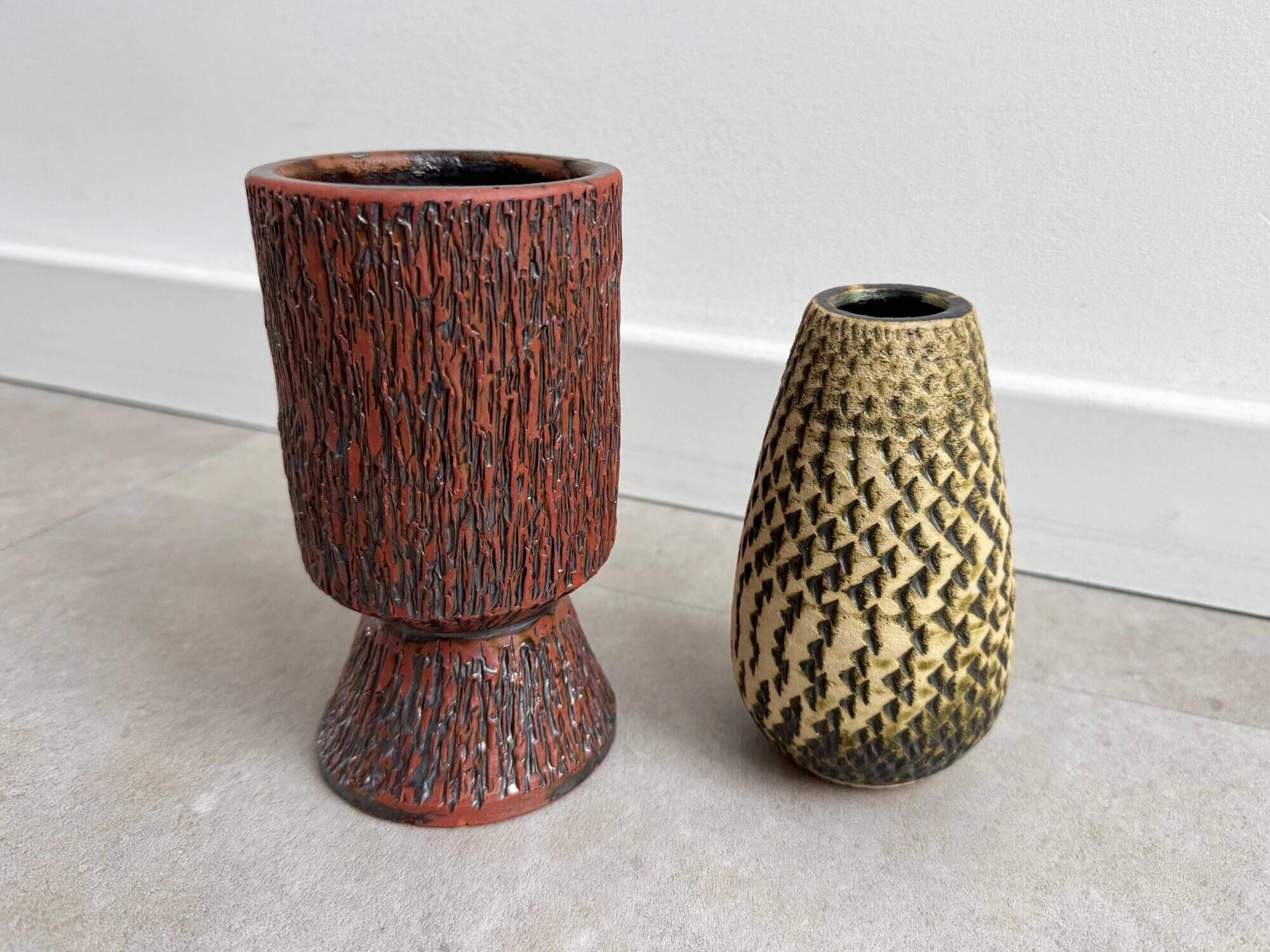 Set of 2 small vintage Dutch Chamotte ceramic vases