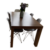 Extendable walnut table
