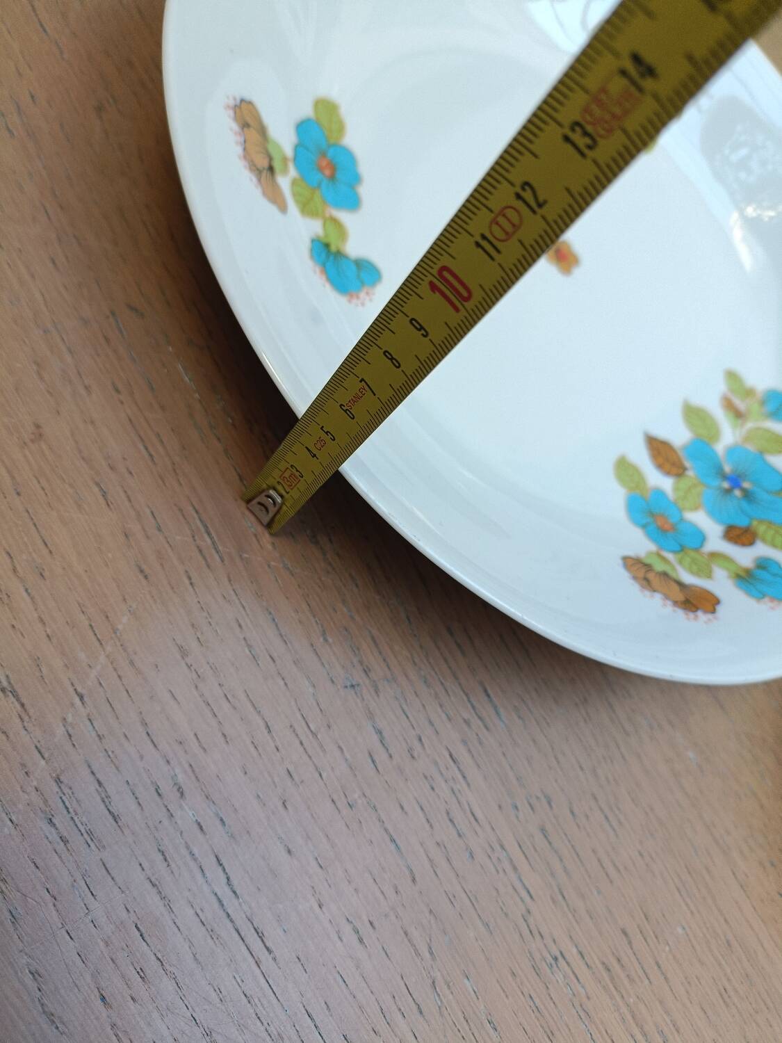 Service de table porcelaine 70'