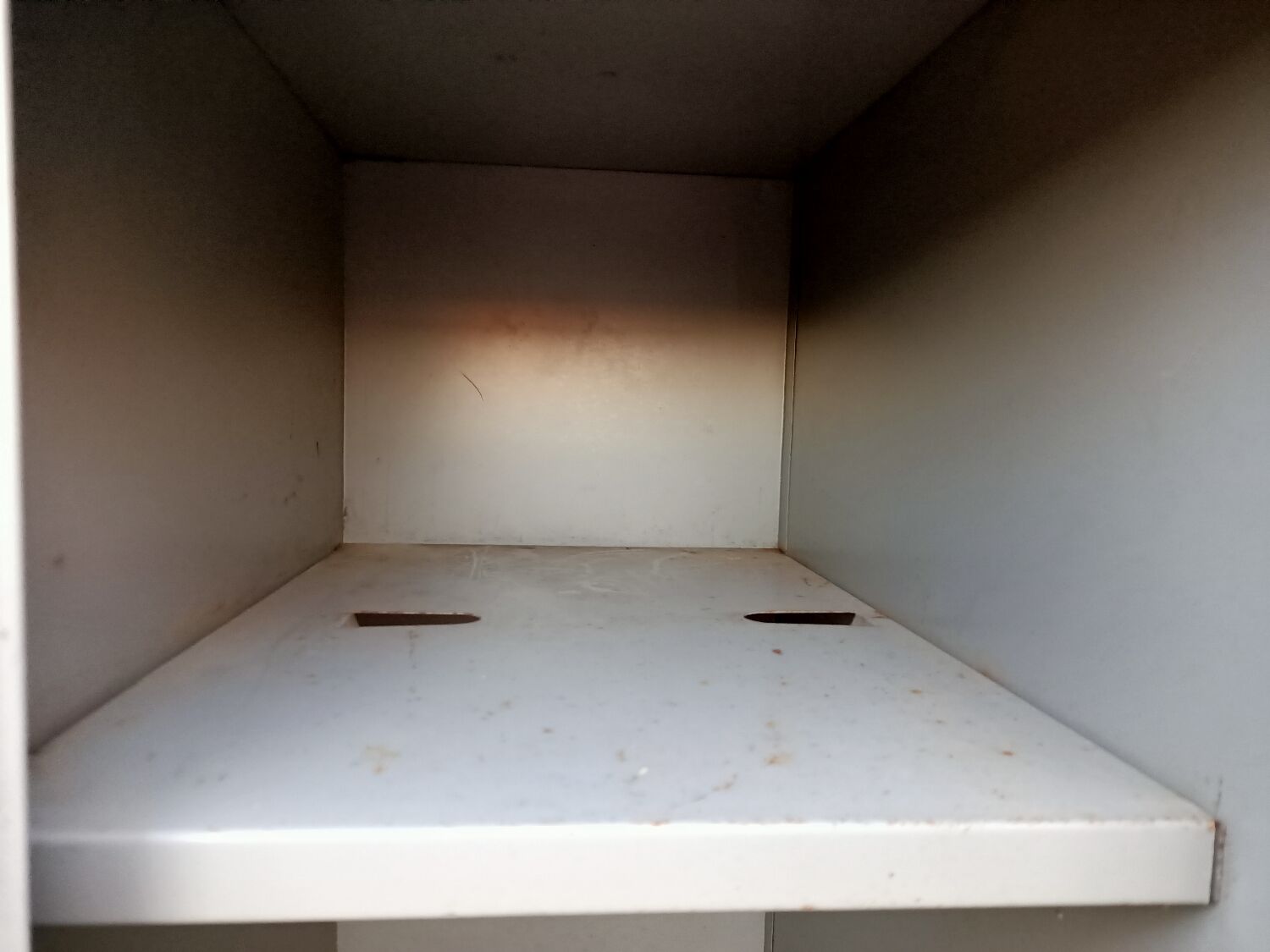 Metal cloakroom cabinet