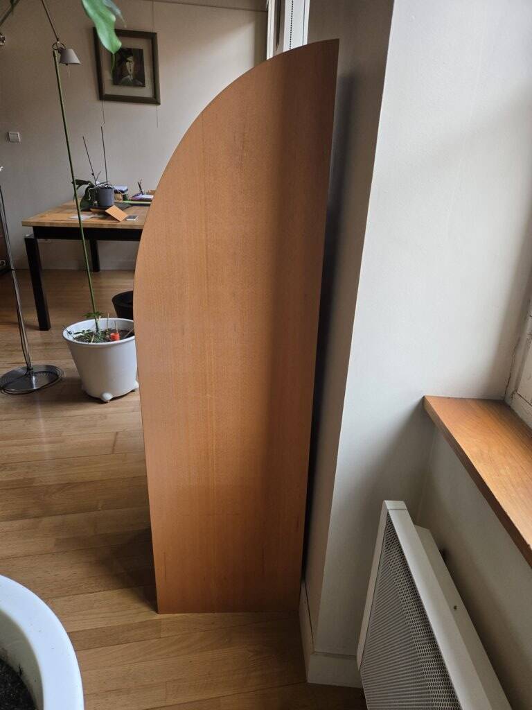 Secretary argus habitat