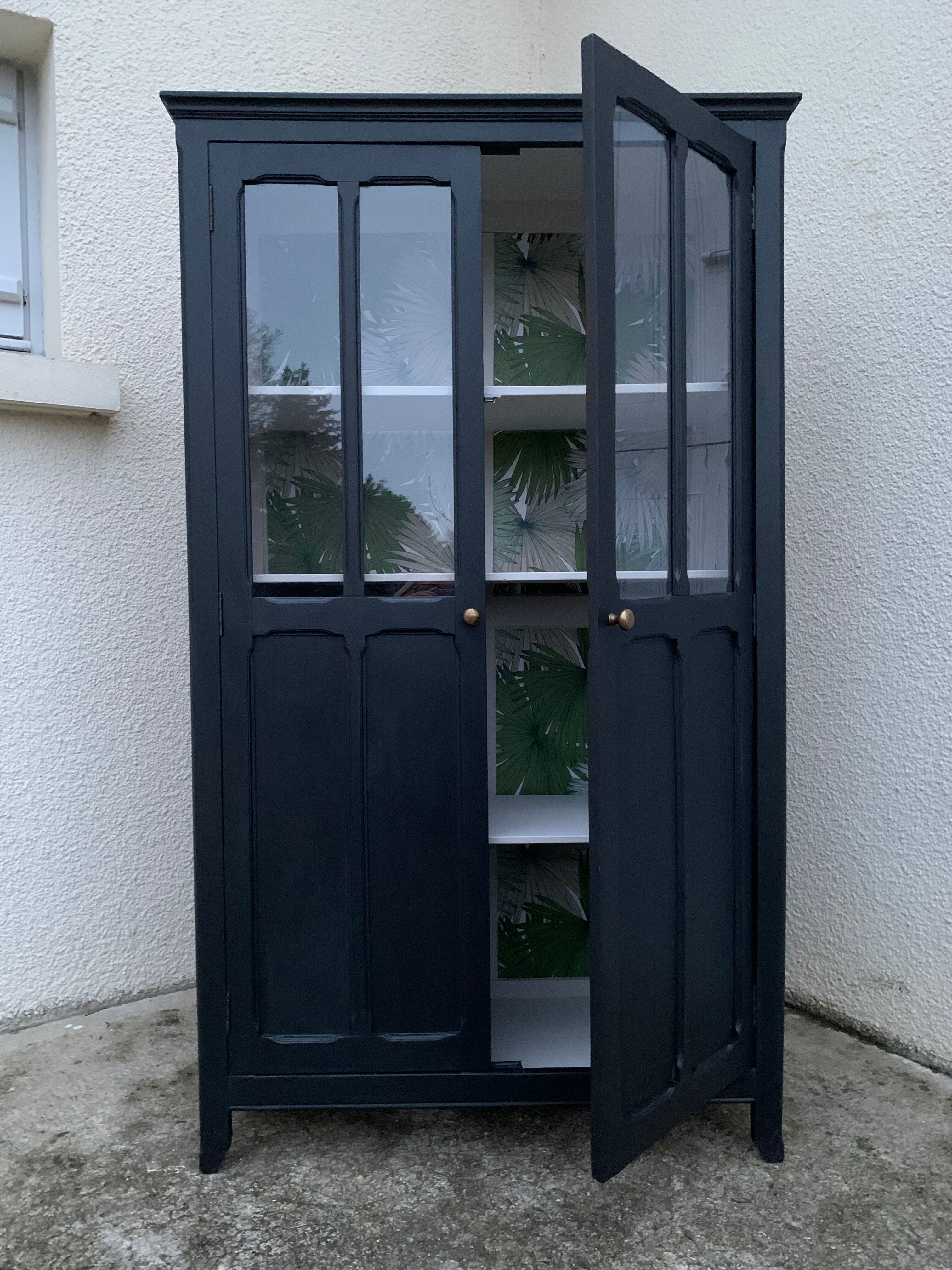 Parisian glazed wardrobe 1940