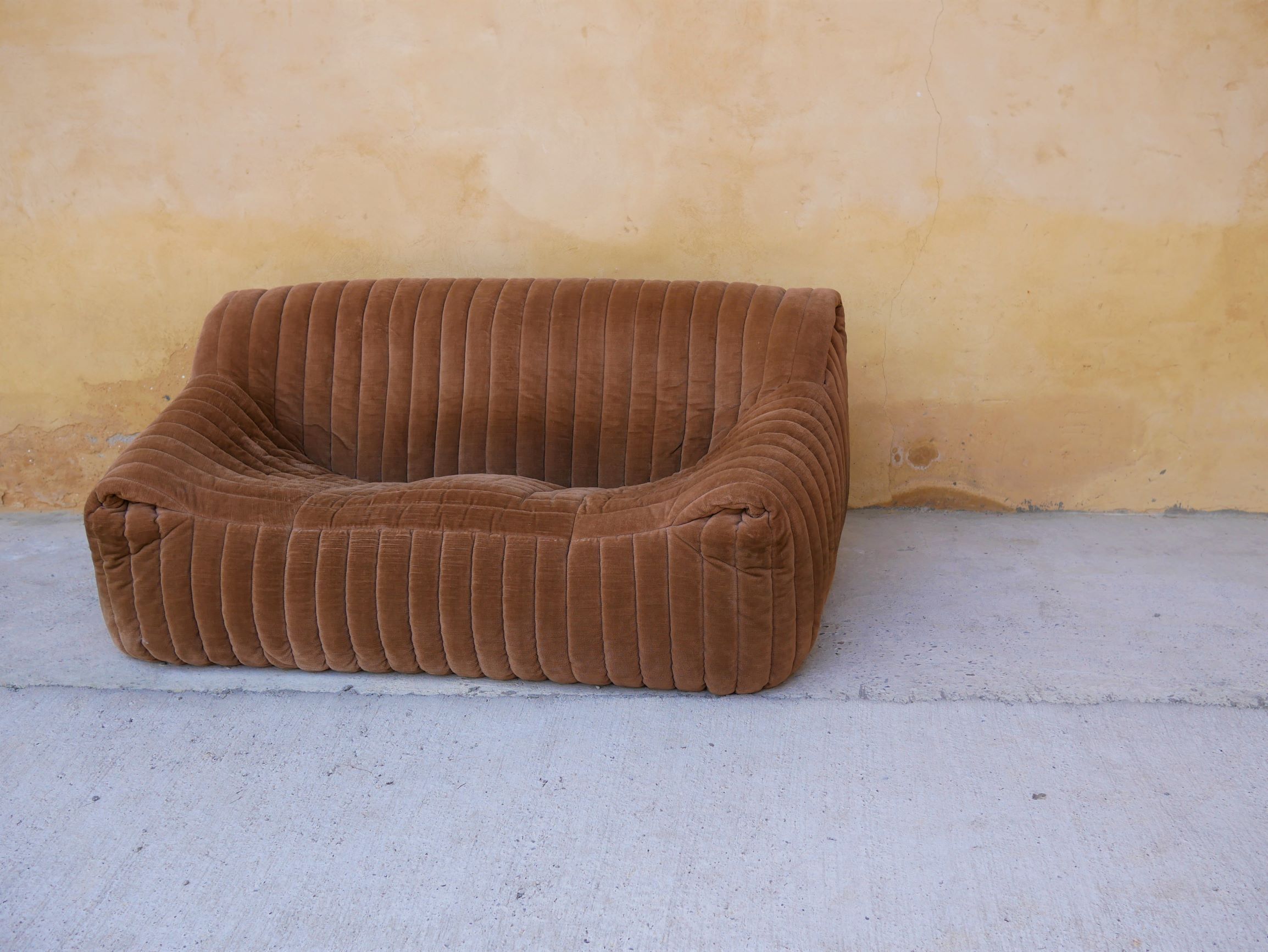 Sofa model "Sandra" by Annie Hieronimus for Cinna editions, 70