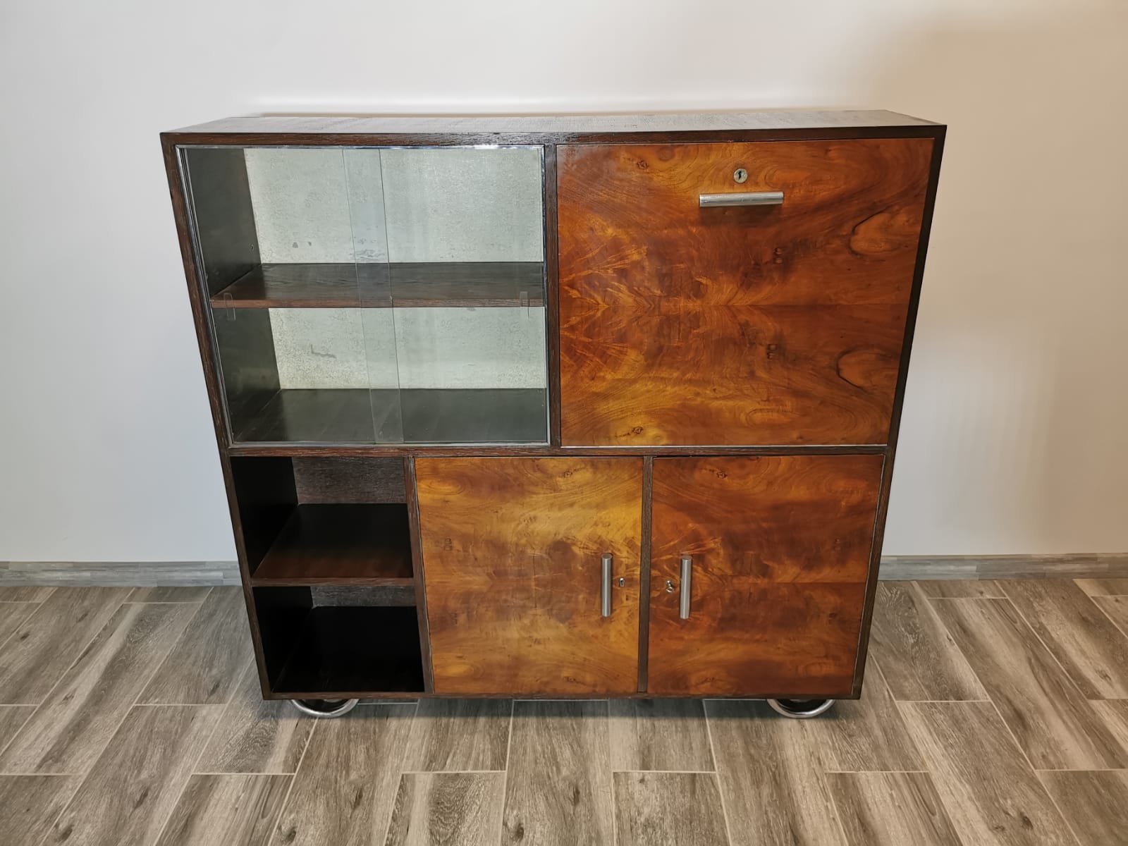 Secretaire par Hynek Gottwald