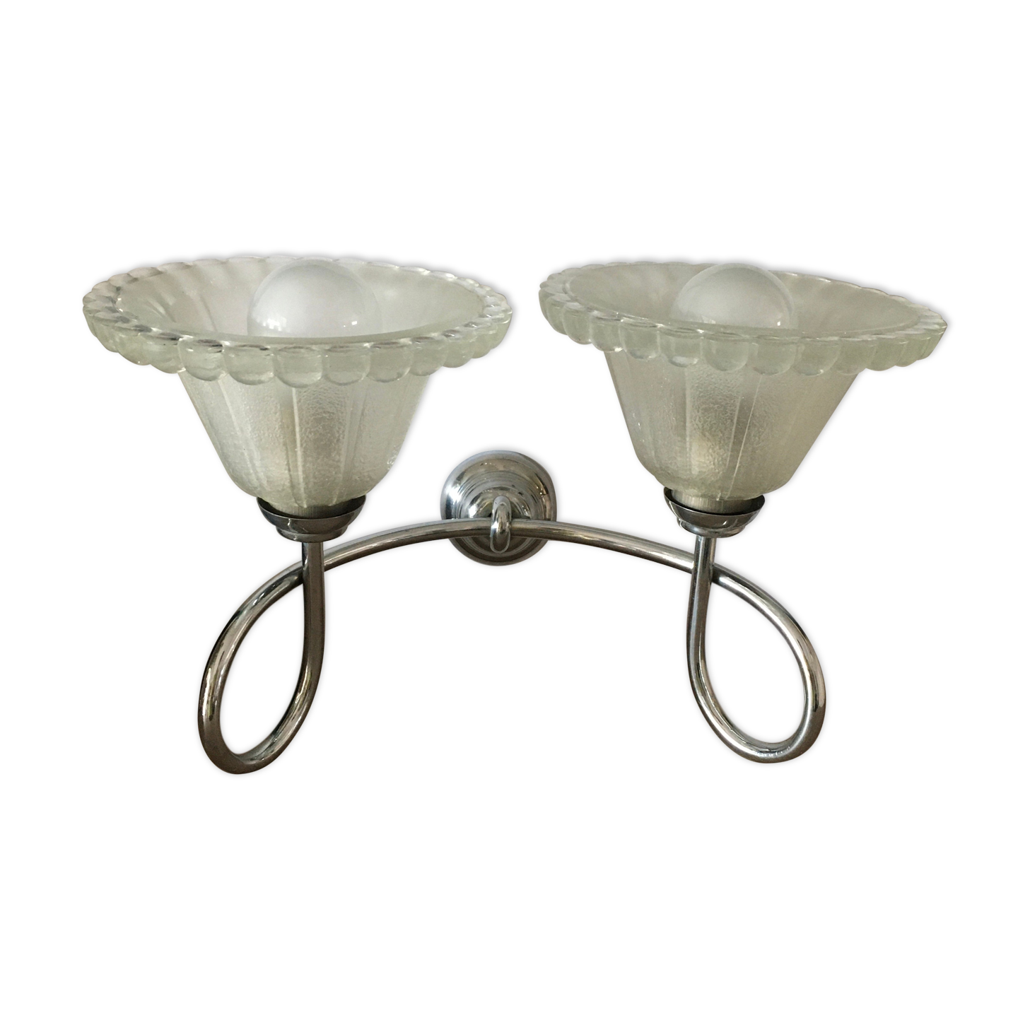 Double flower wall light