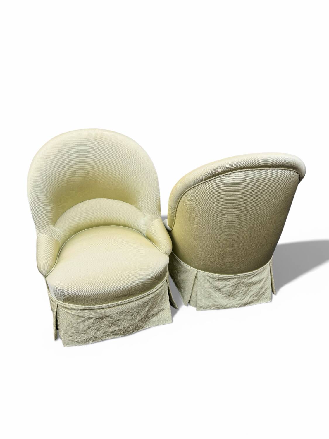Paire de fauteuils crapaud tapissés pastel vert pomme