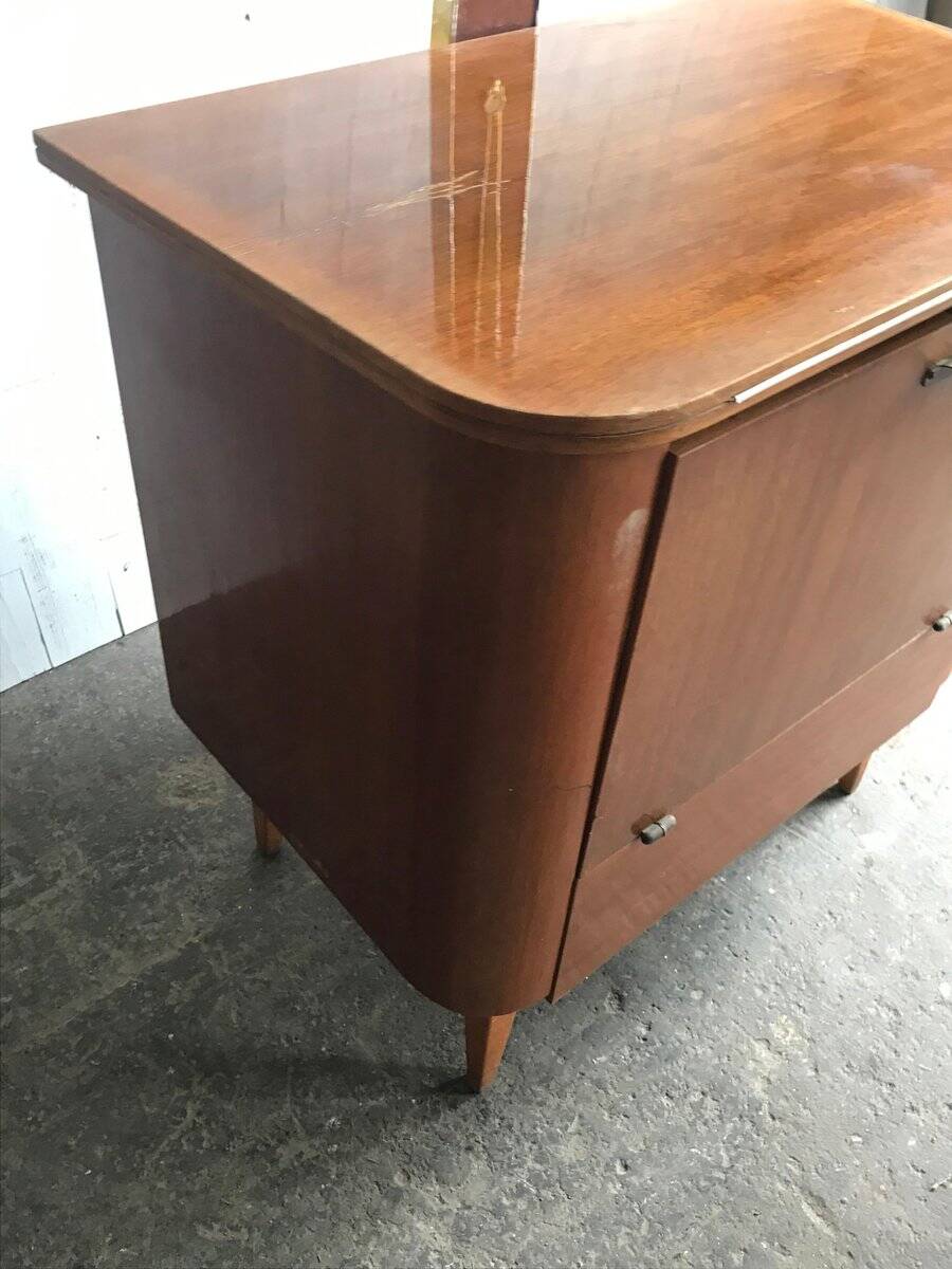 Art Deco bar cabinet in brown walnut with integrated lamp and three sockets, 1950s.
