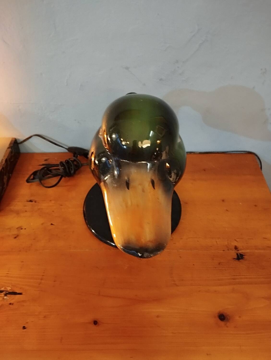 Ceramic duck lamp