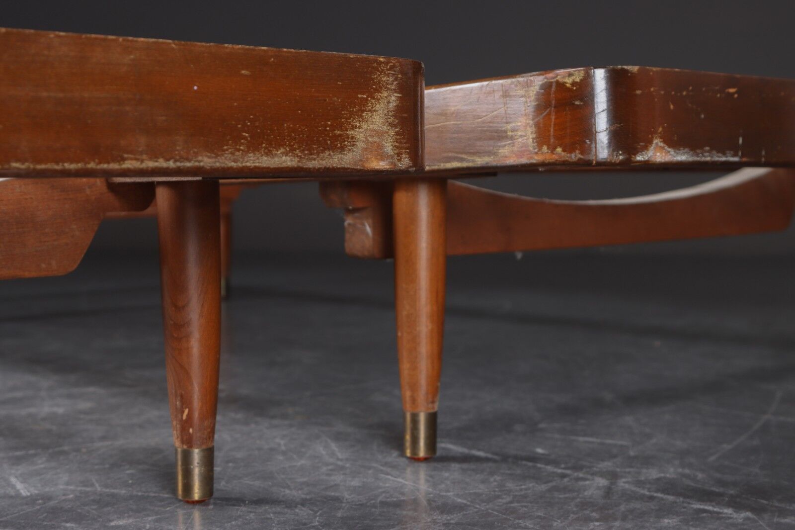 Pair of beech wood daybeds, 1950s