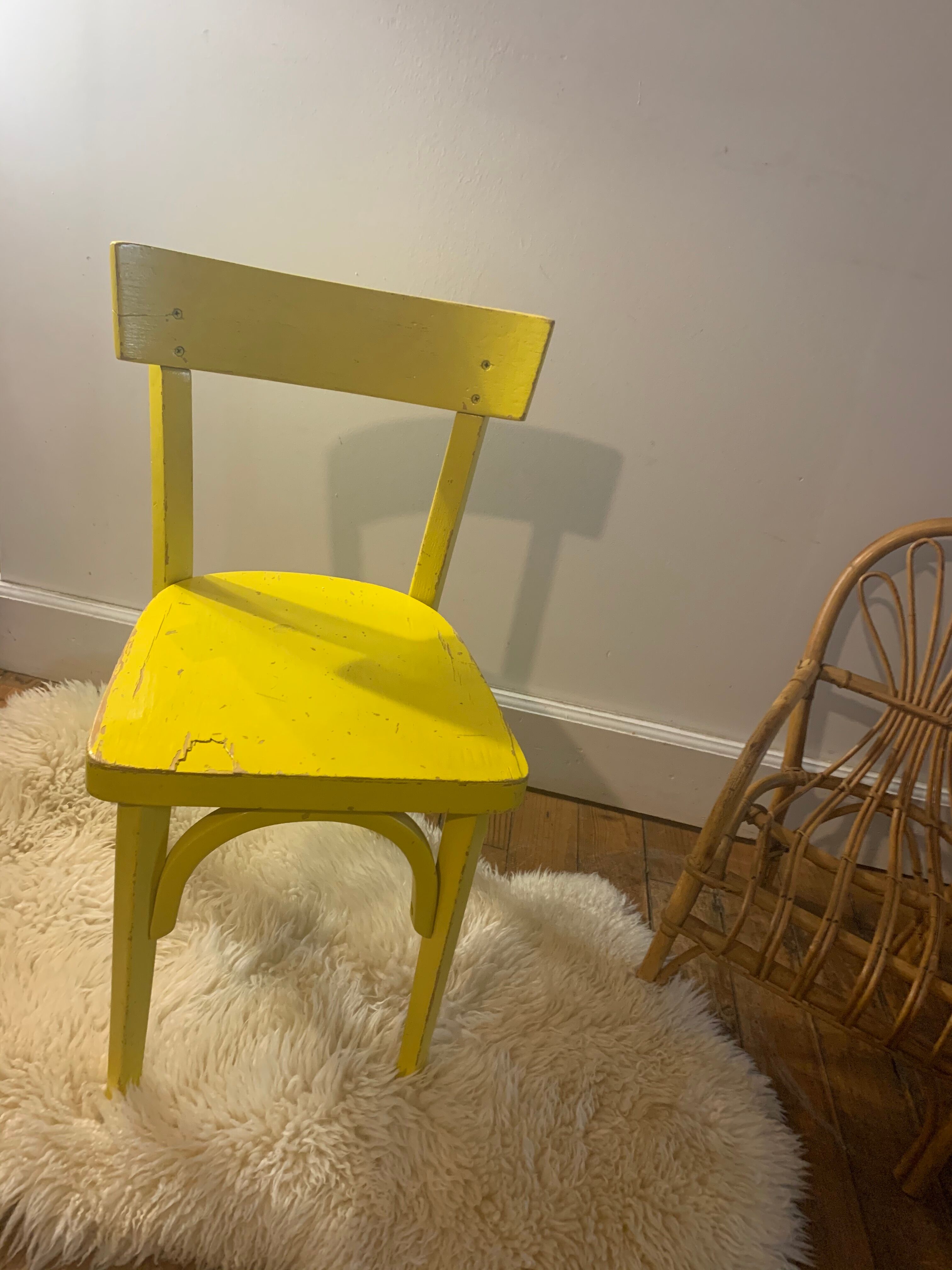 Small child chair