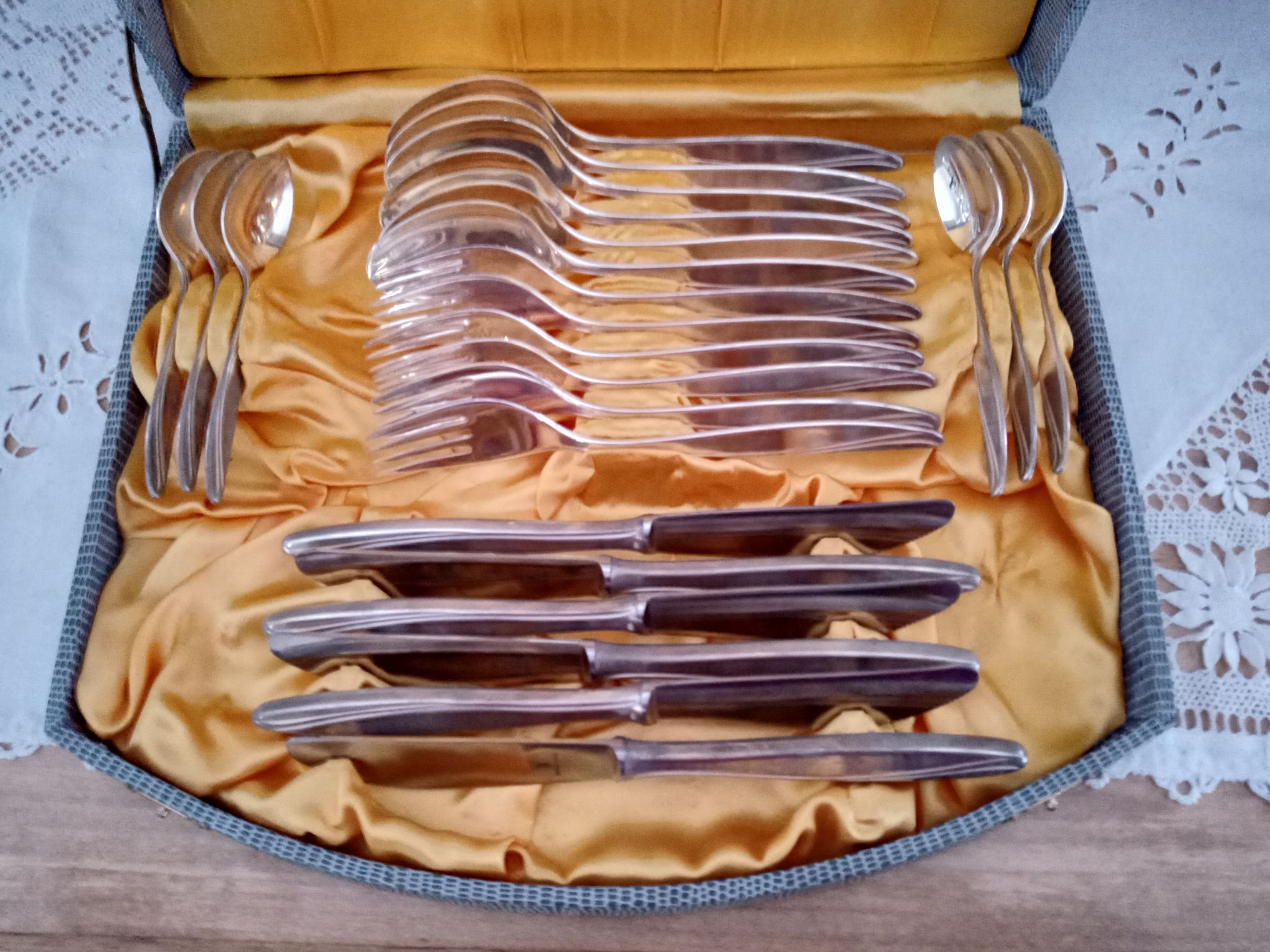 24-piece vintage silver-plated housewife 100 Bader Tafelbestecke Pforzheim