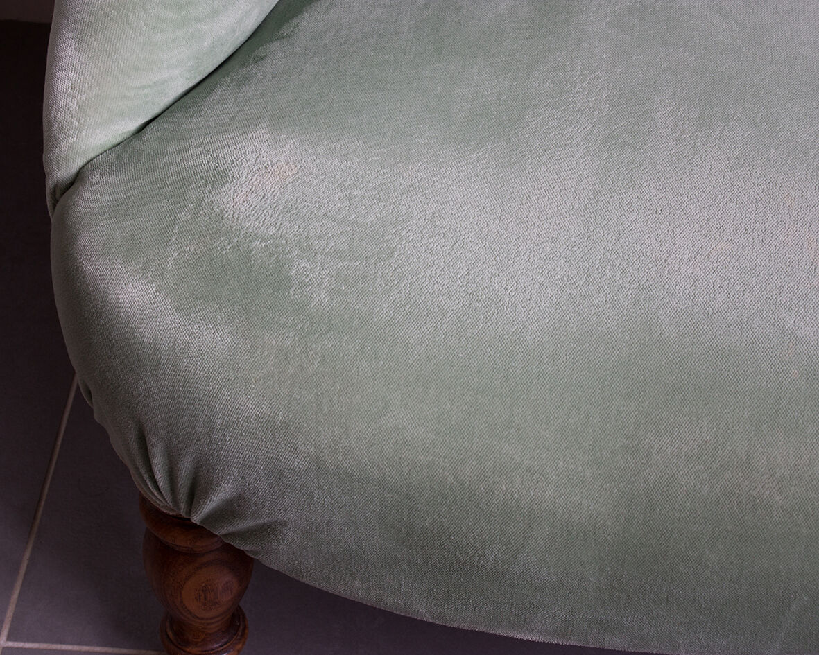 Toad silk velvet armchair