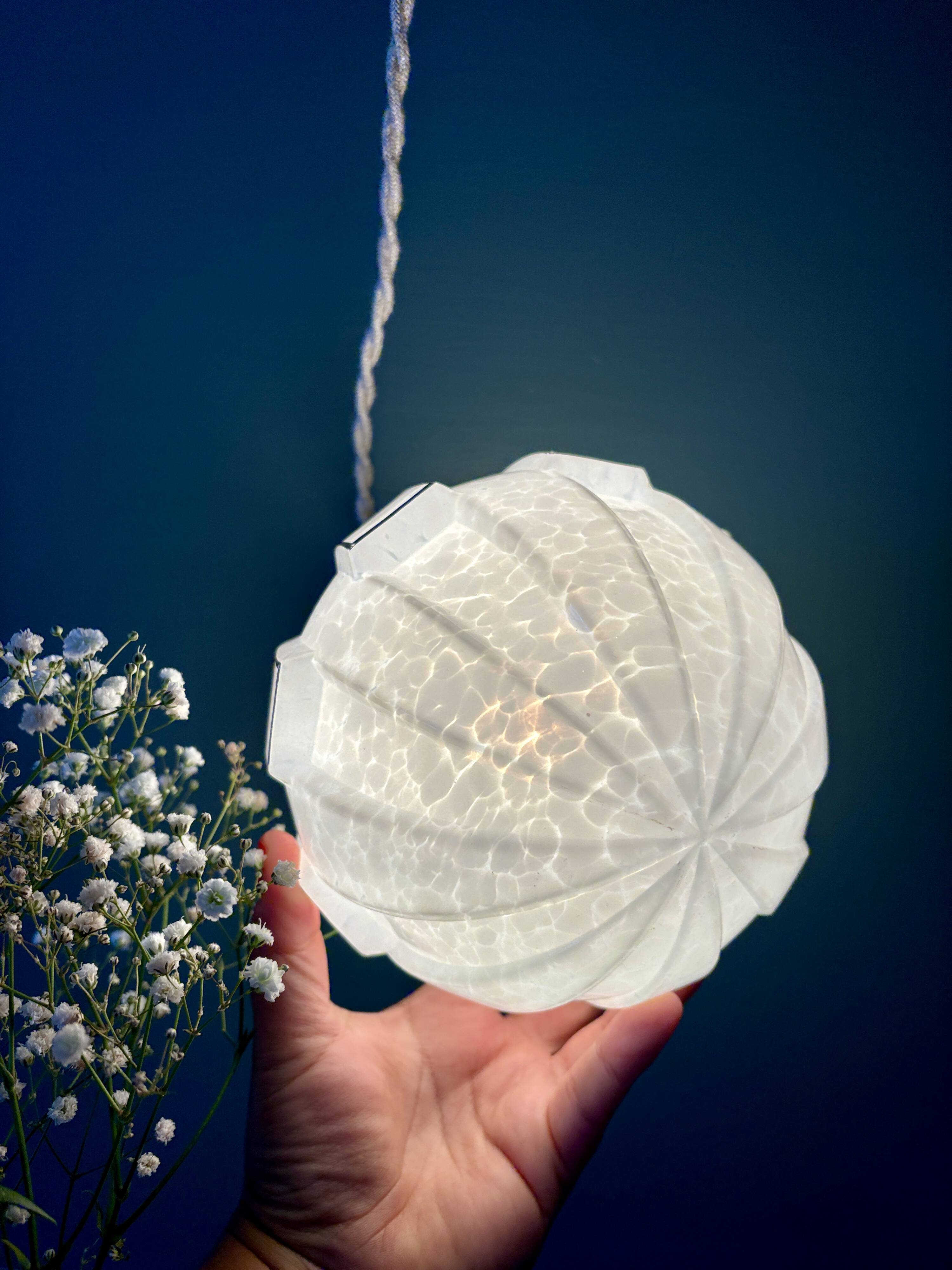 Vintage art deco globe pendant light in white and silver Clichy glass