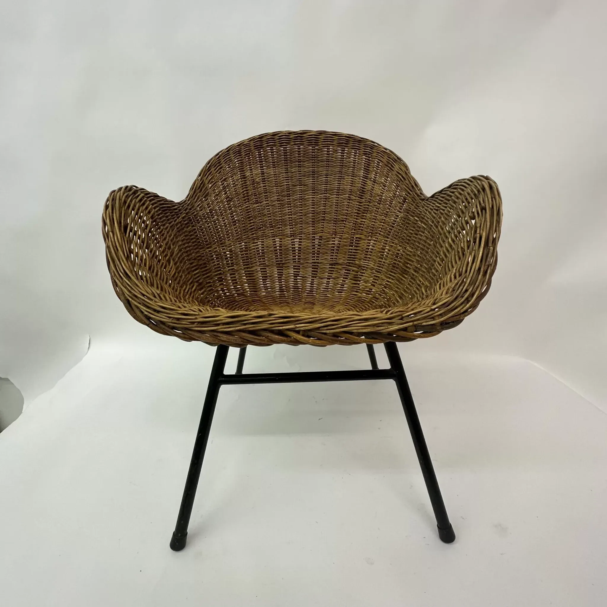 Chaise en osier de style mi-siècle, années 1950