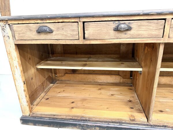 Grand Comptoir de Commerce Ancien en Pin