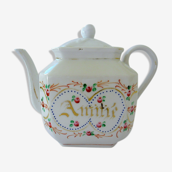 Rectangular teapot in Paris porcelain captioned "Friendship"
