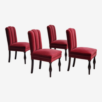 Ensemble de 4 chaises de salle à manger, bois de chêne, velours rouge cerise, années 1950, design danois
