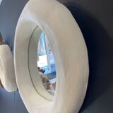 Round mirror