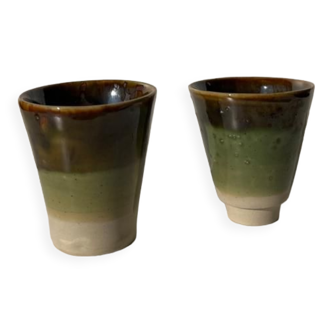 Lot de 2 tasses à café vertes artisanales