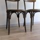 Paire de chaises bistrot anciennes en bois courbé esprit Thonet