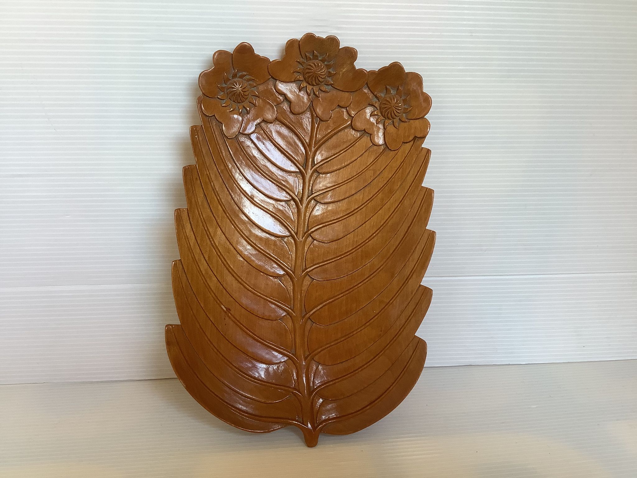 Vide poche trio de fleurs et leur feuillage en bois