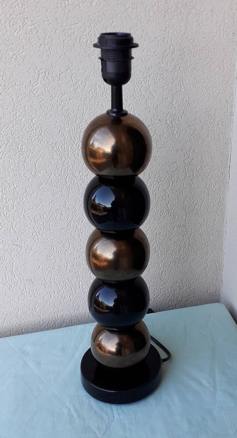 Ceramic lamp base