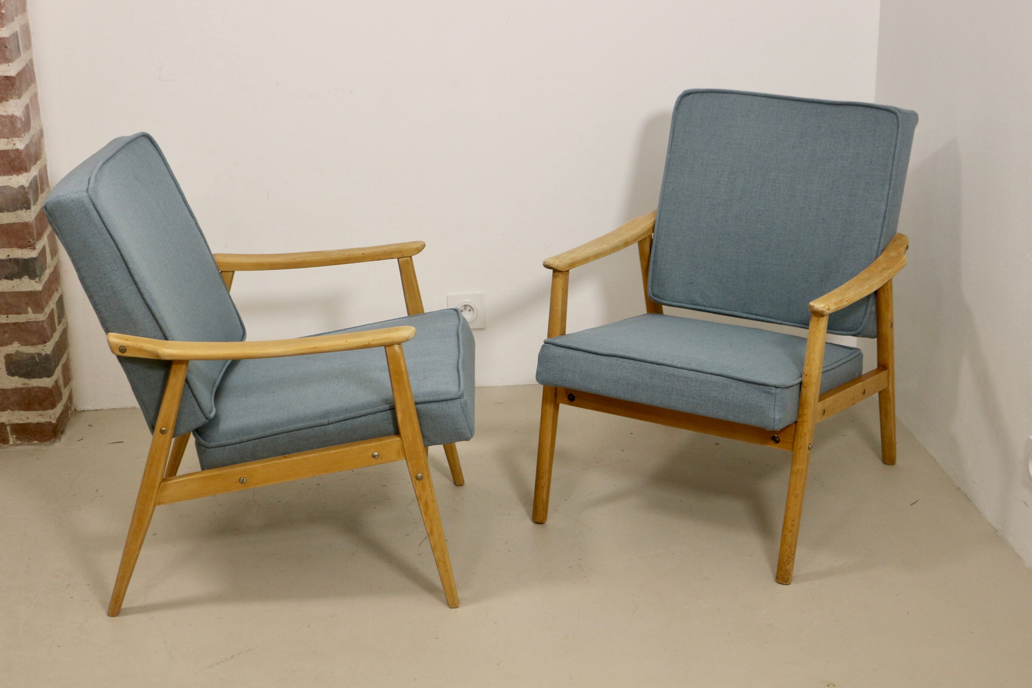 Paire de fauteuils vintage année 60 en hêtre