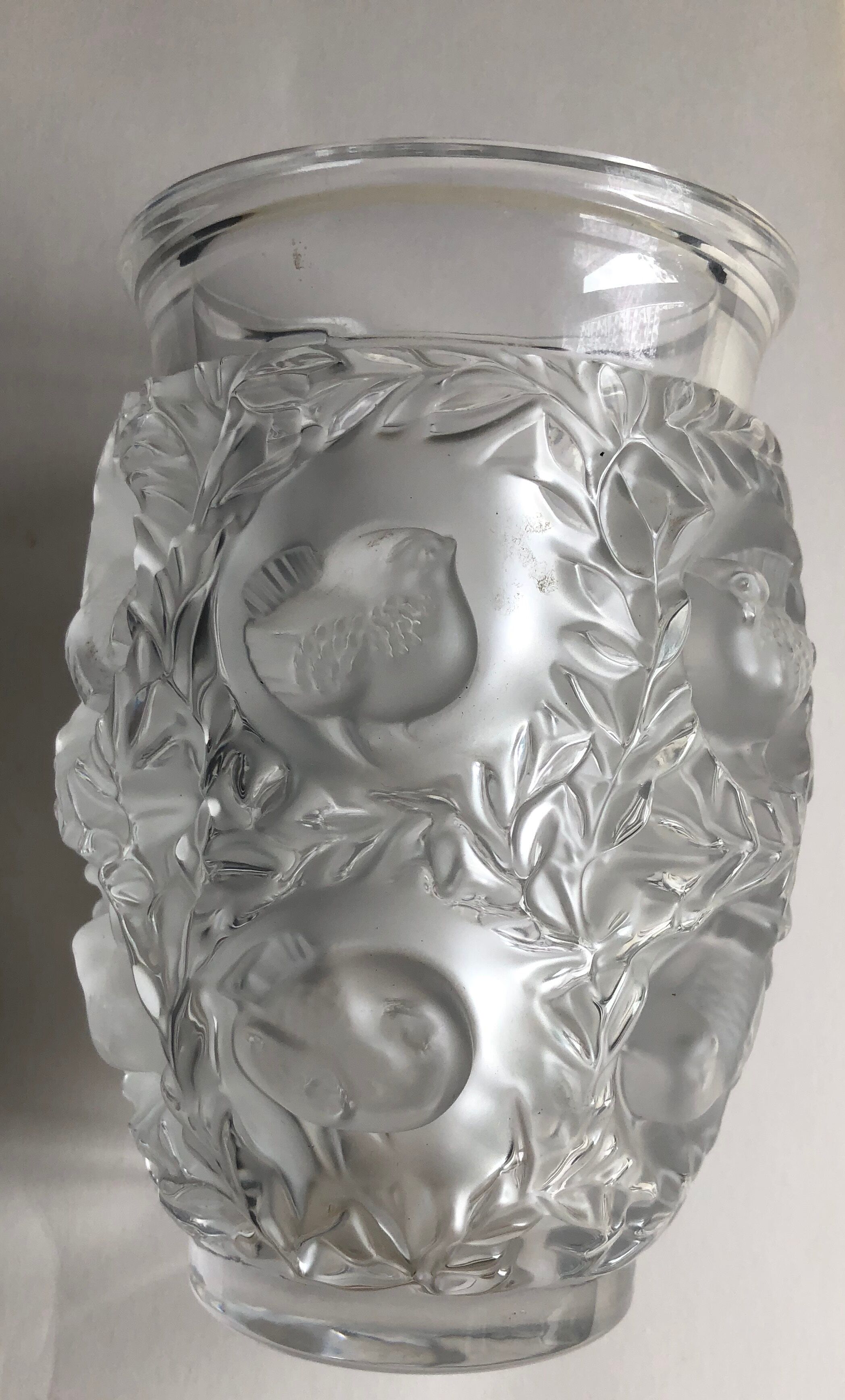 Paire de vases lalique modèle bagatelle