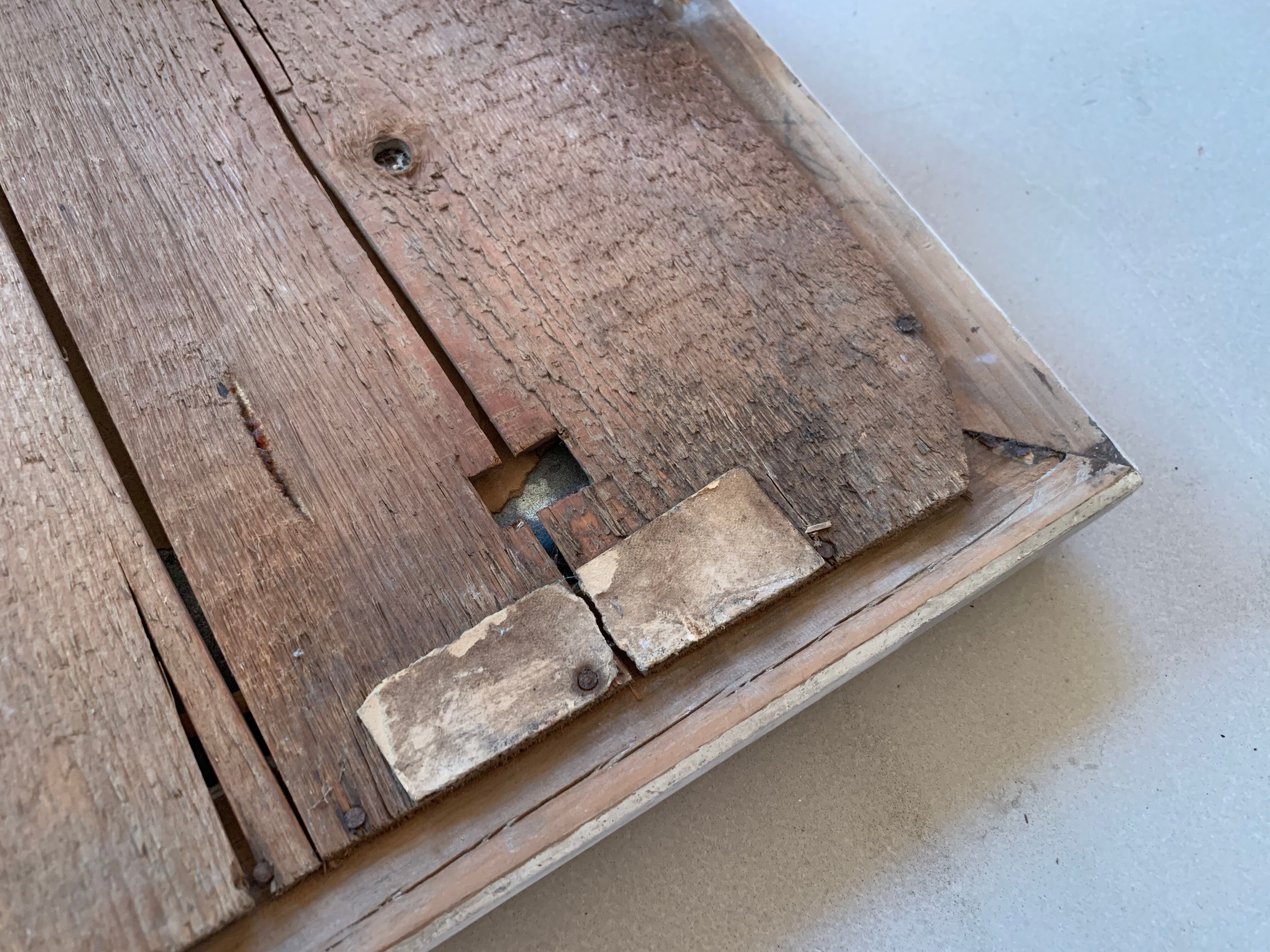 Old stitched mirror 43x37cm