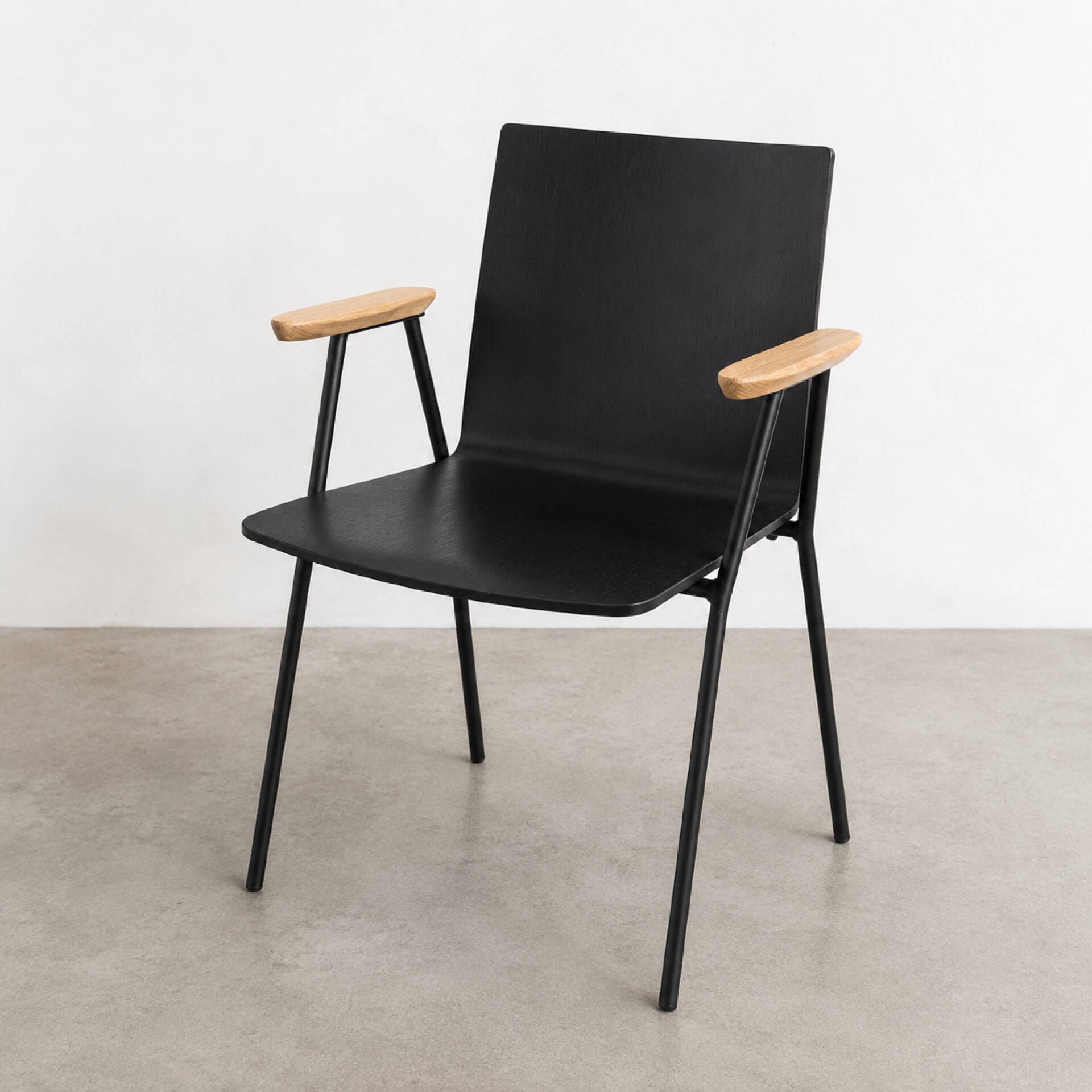 Lot de 4 fauteuils design Pedrali – Italie – Bois & acier