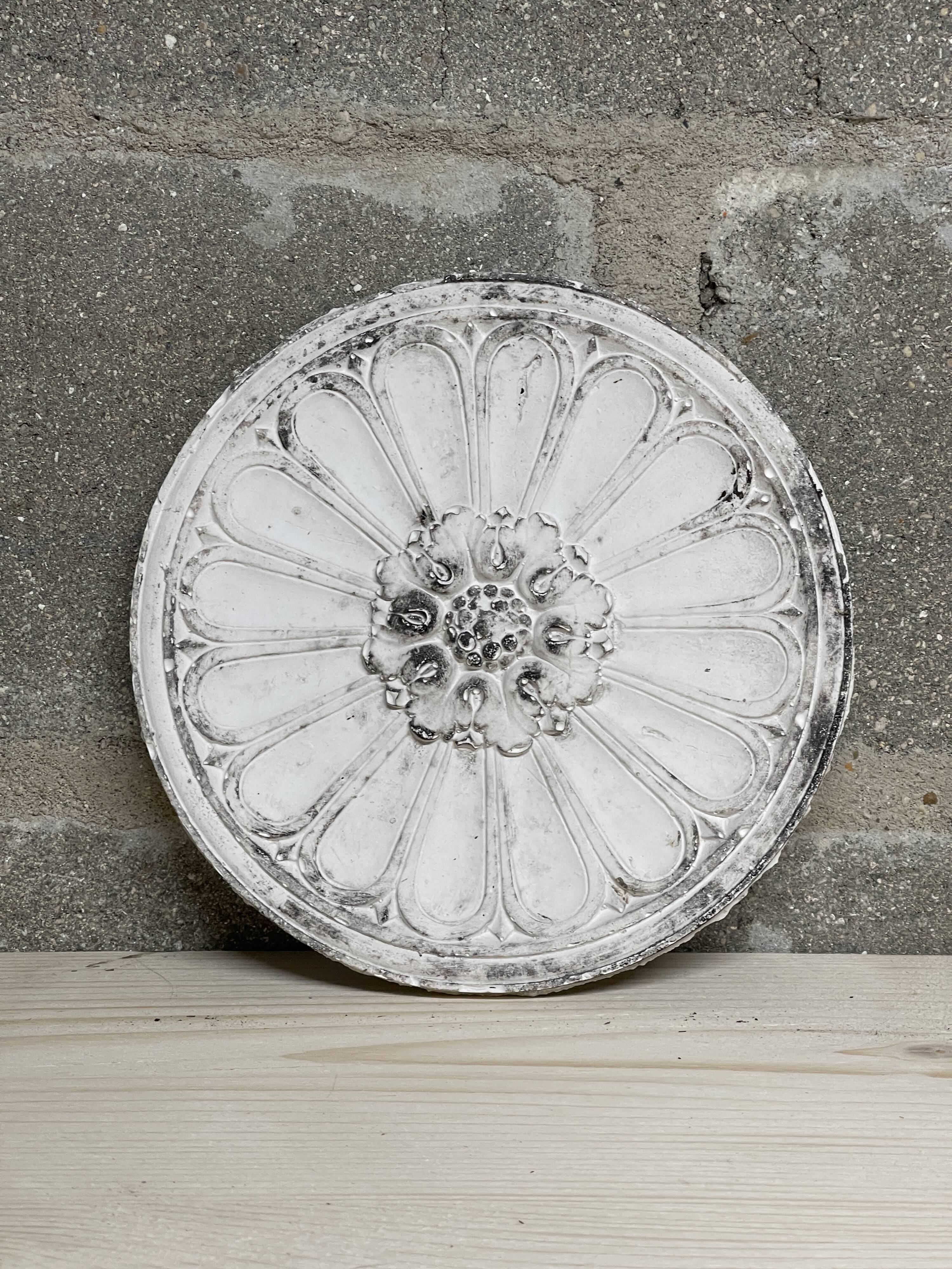 Plaster rosette
