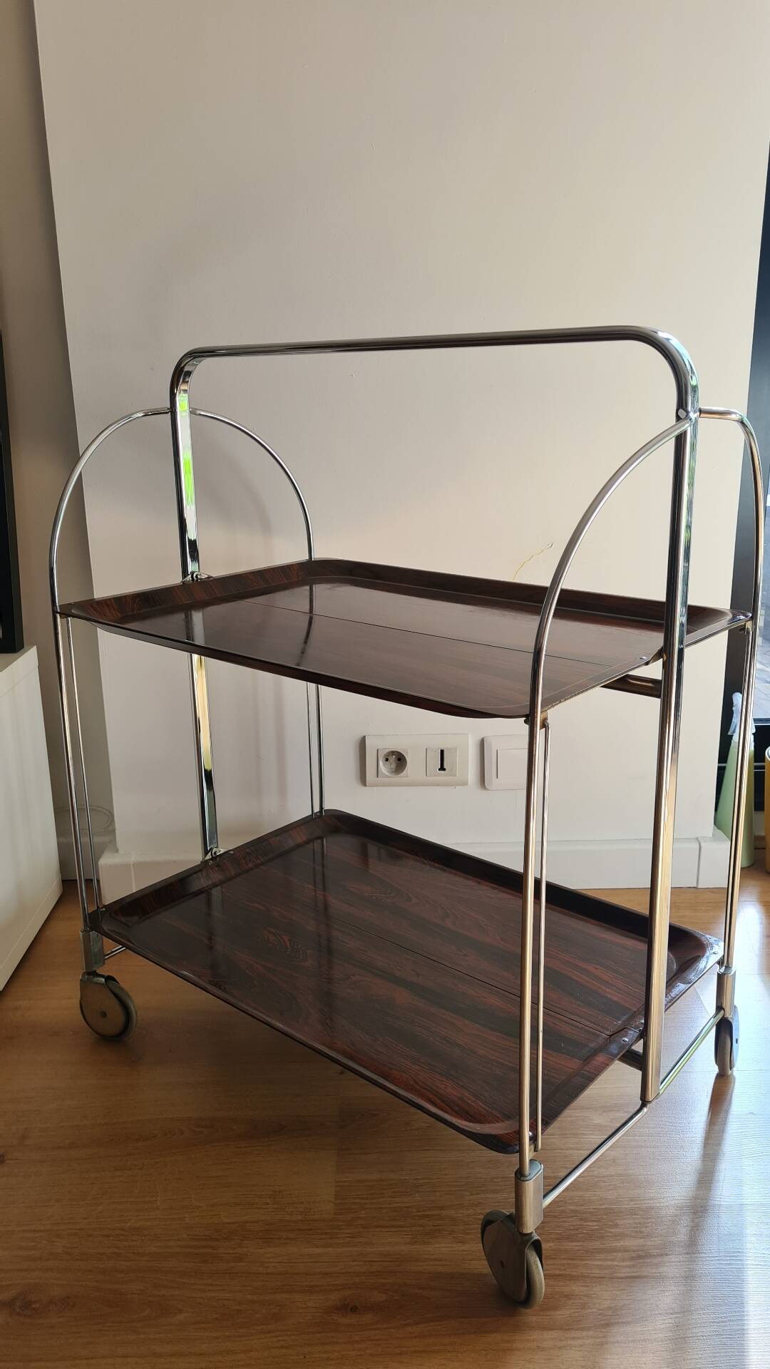 Desserte, mini bar ou chariot de service sur roulettes années 70