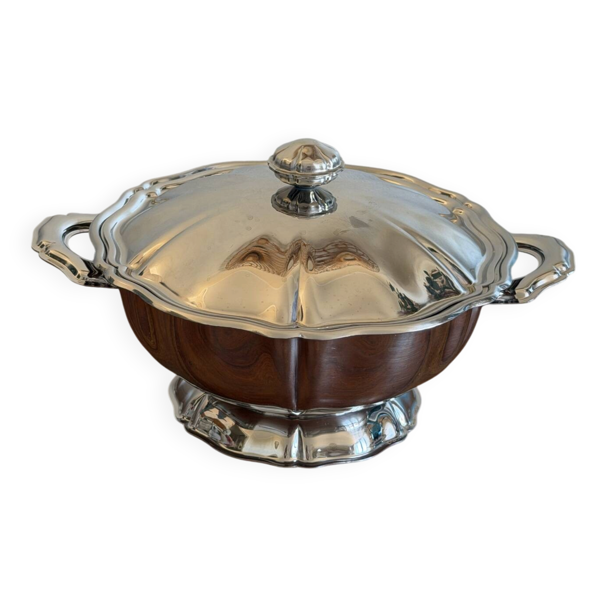 Silver-plated soup tureen