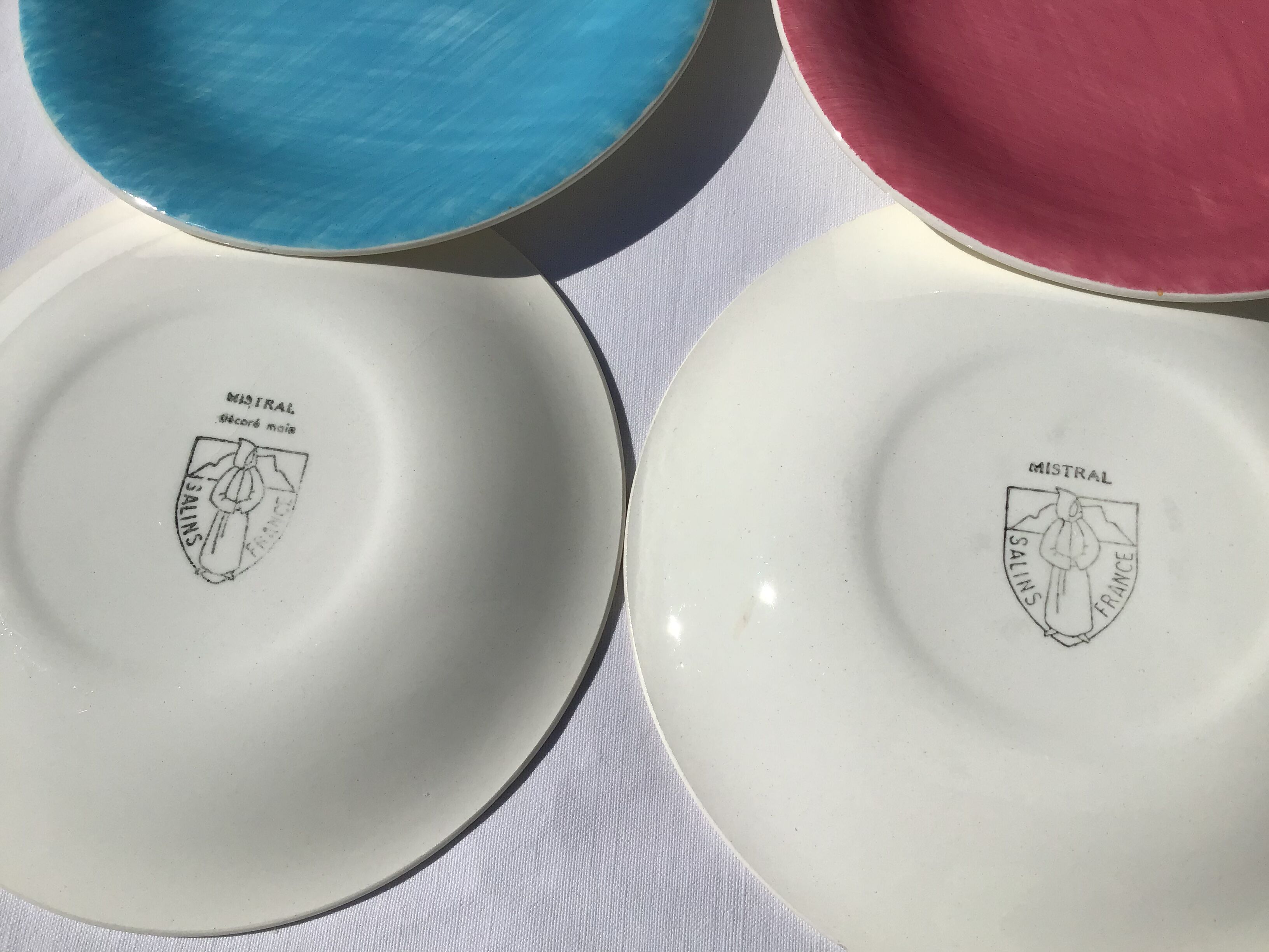 12 Hand-painted dessert plates Salins
