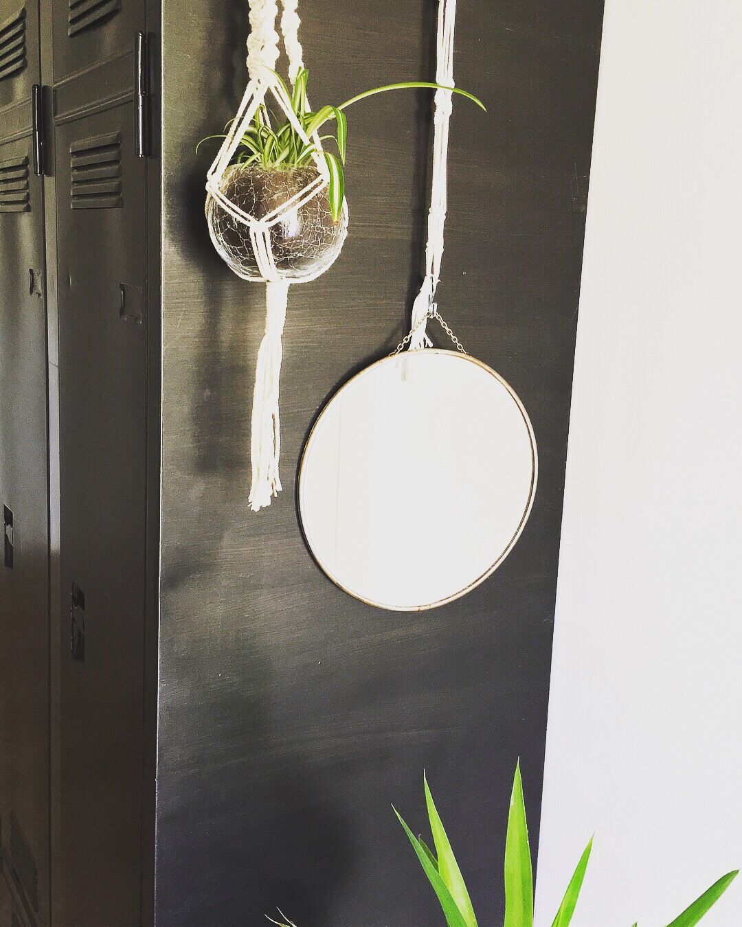 Barber round mirror  28,5x28,5cm