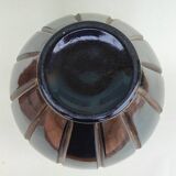 Vase en verre noir