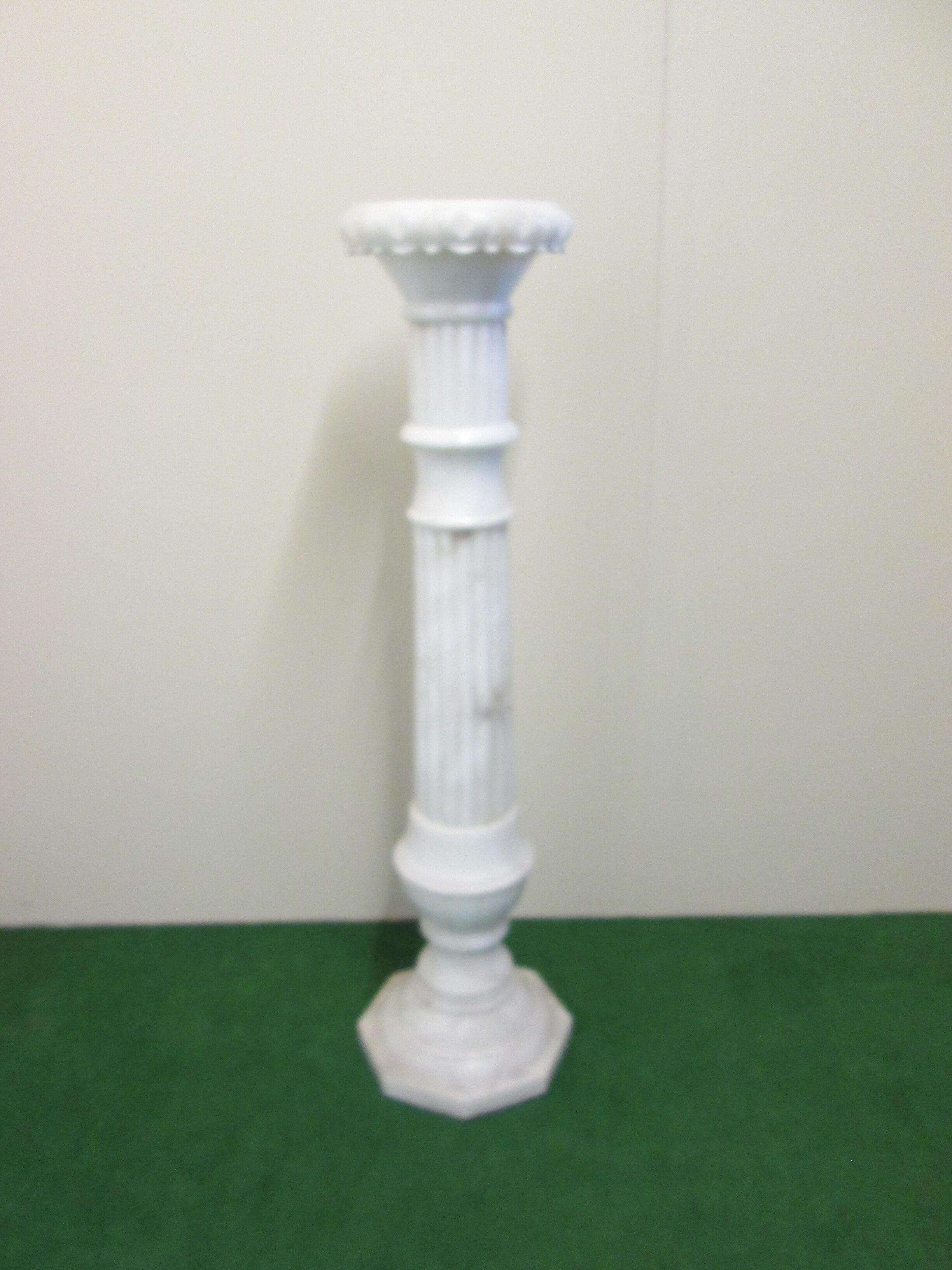 Column in alabaster