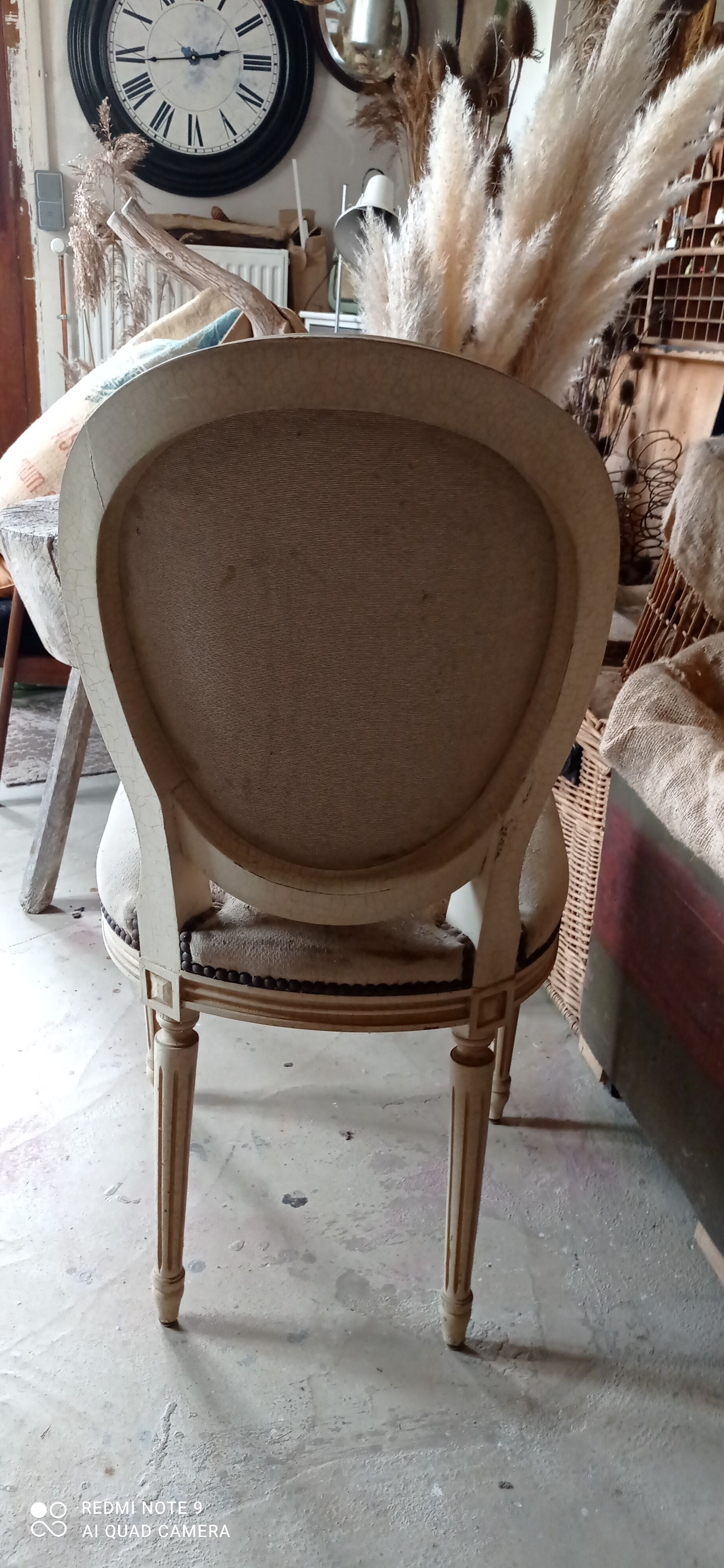 Chaise médaillon